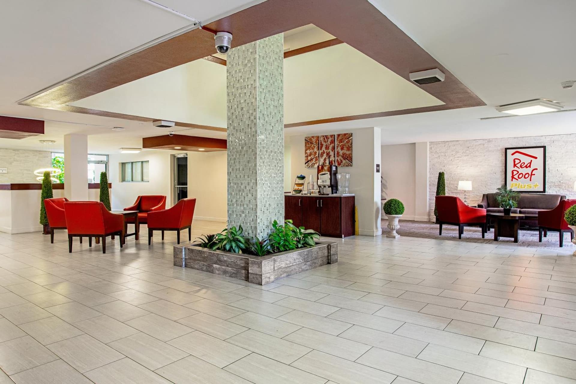 Red Roof Inn PLUS+ Wichita East gallery photo in Wichita, KS — image 30
