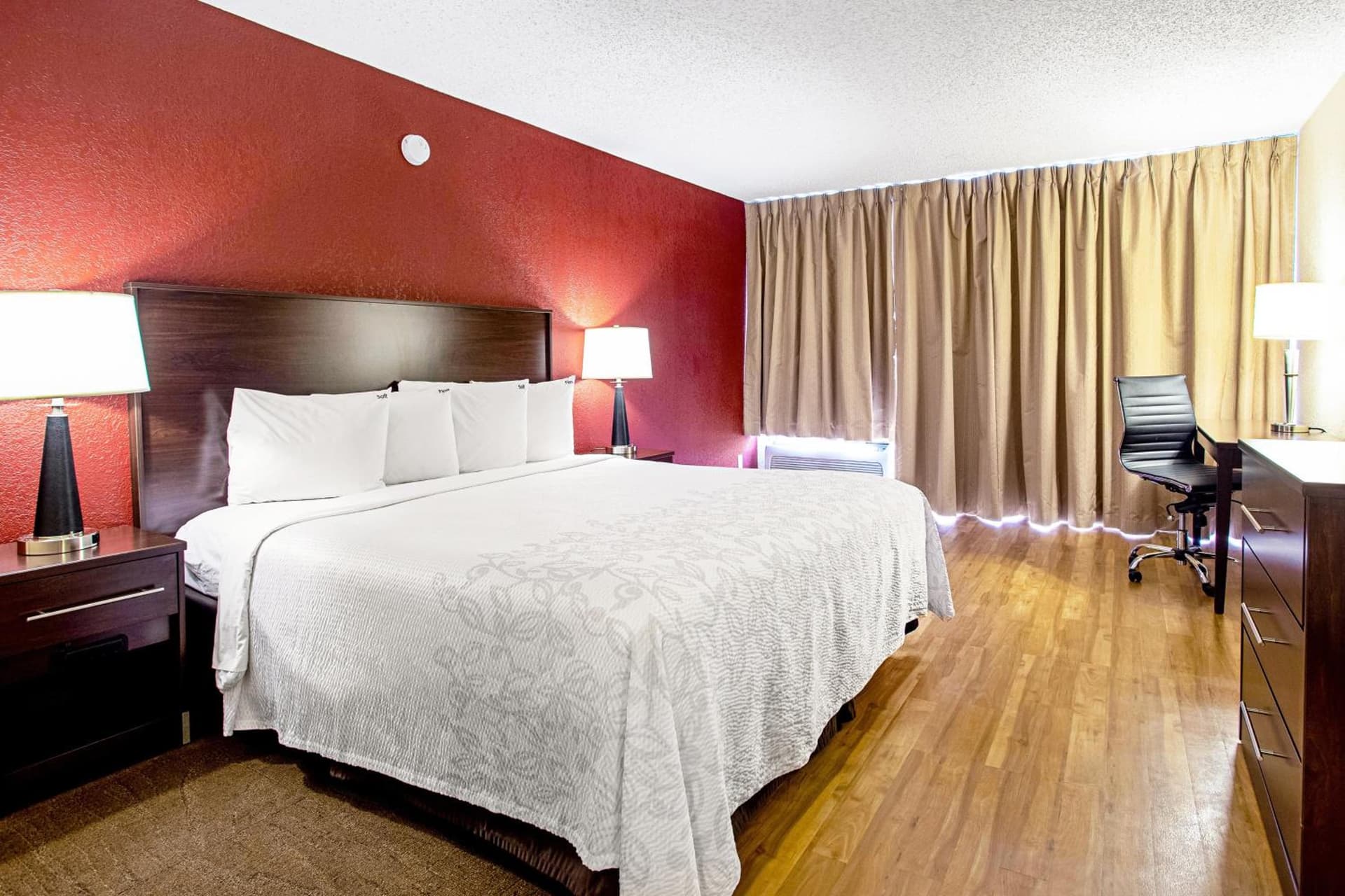 Red Roof Inn PLUS+ Wichita East gallery photo in Wichita, KS — image 82