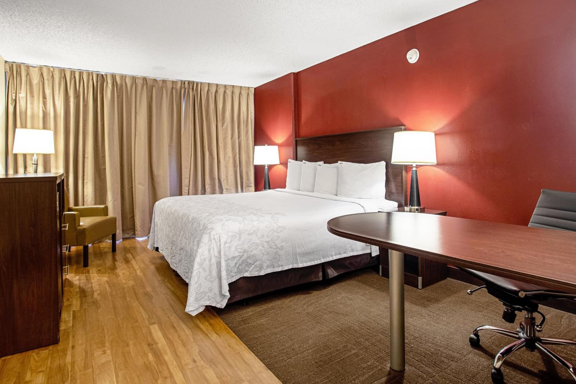 Red Roof Inn PLUS+ Wichita East gallery photo in Wichita, KS — image 76