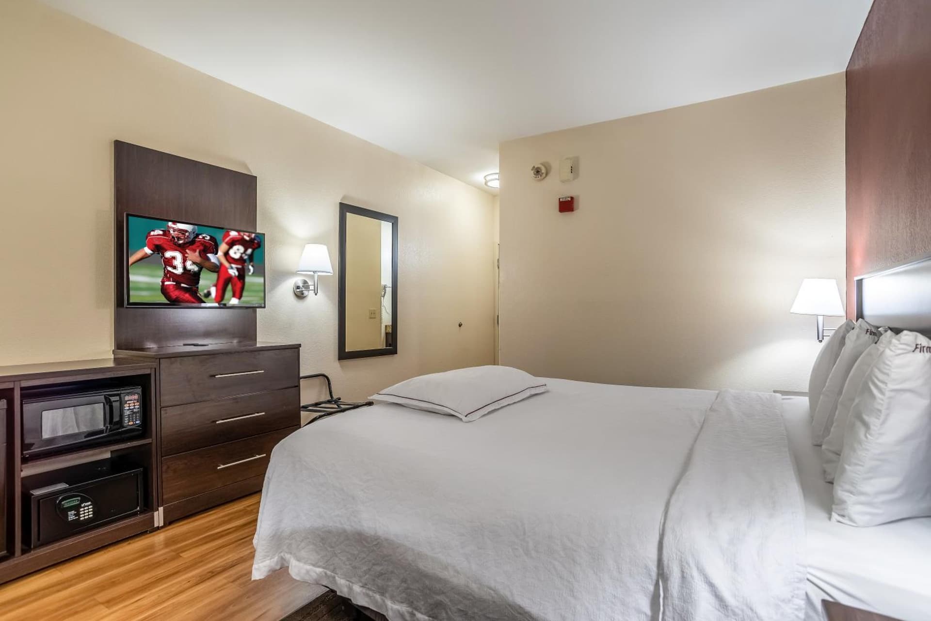 Red Roof Inn PLUS+ Wichita East gallery photo in Wichita, KS — image 10
