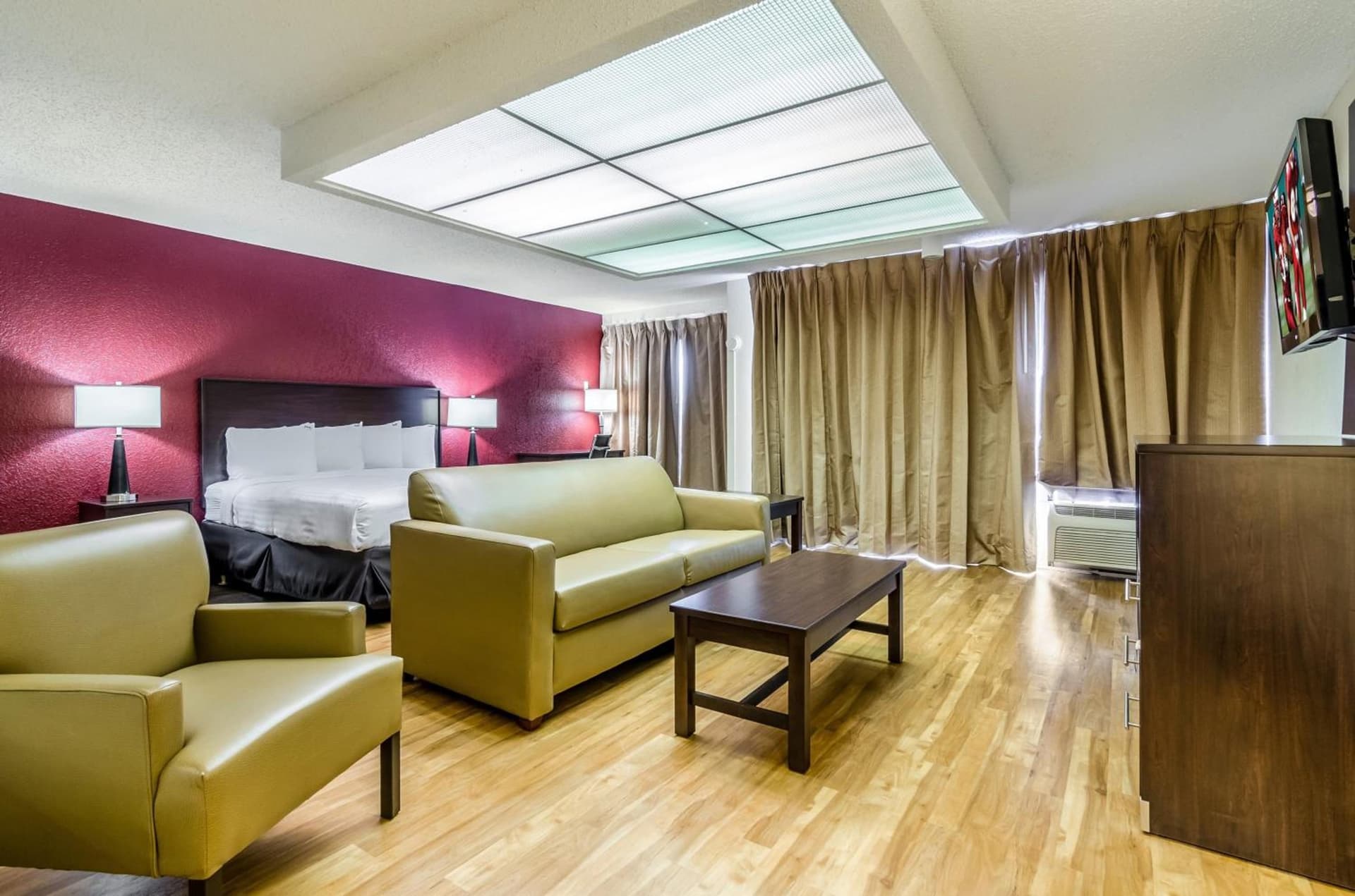 Red Roof Inn PLUS+ Wichita East gallery photo in Wichita, KS — image 43
