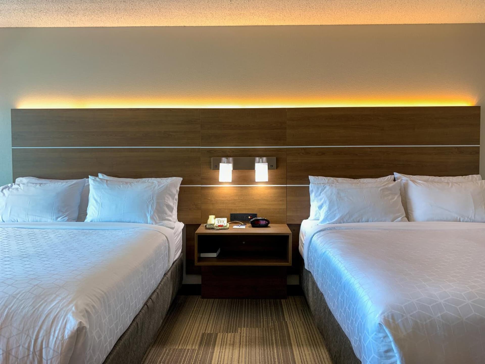Holiday Inn Express & Suites Lexington Downtown Area-Keeneland by IHG gallery photo in Lexington, KY — image 20