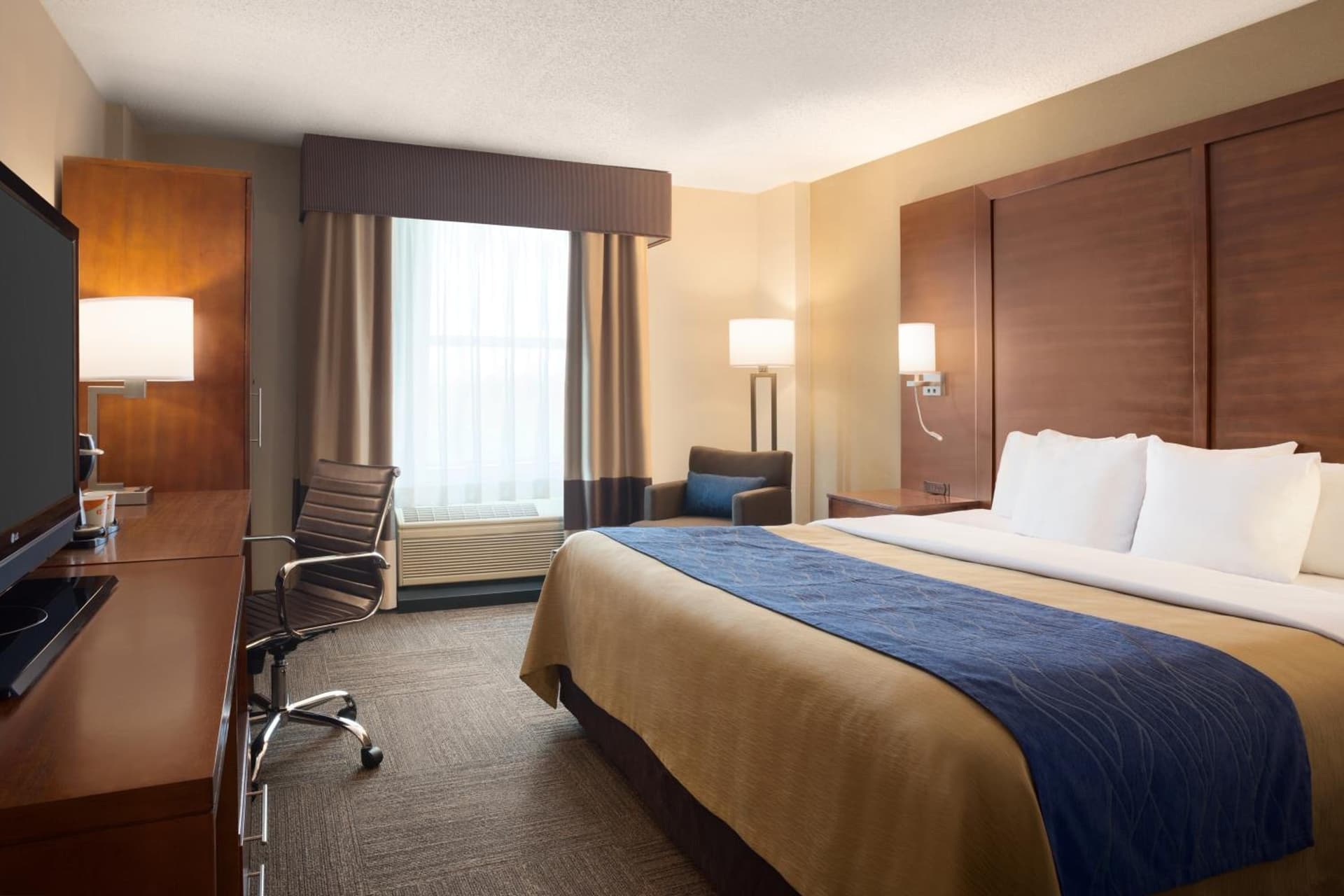 Comfort Inn & Suites Presidential gallery photo in Little Rock, AR — image 4