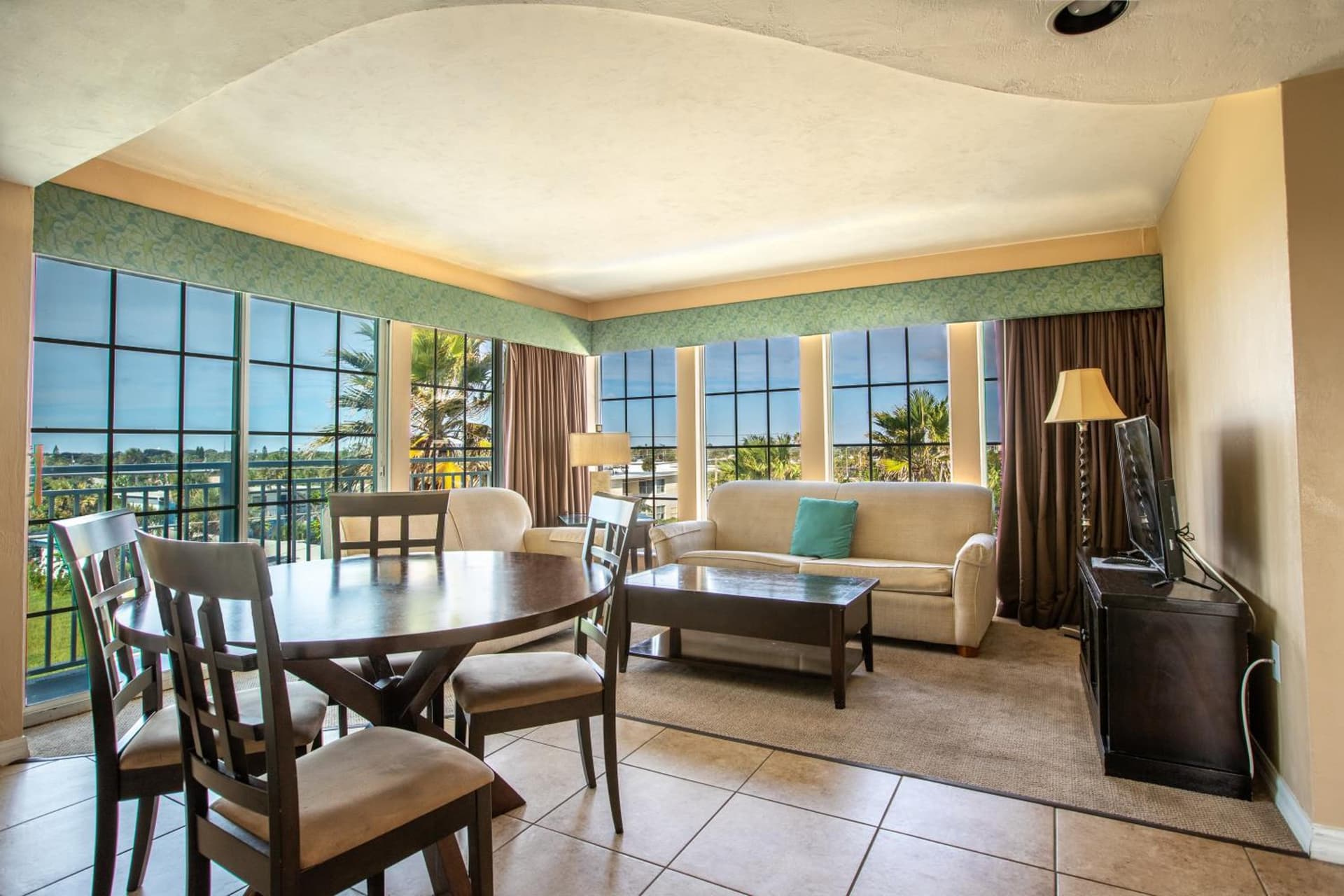 Sea Shells Beach Club interior in Daytona Beach, FL — gallery photo 2