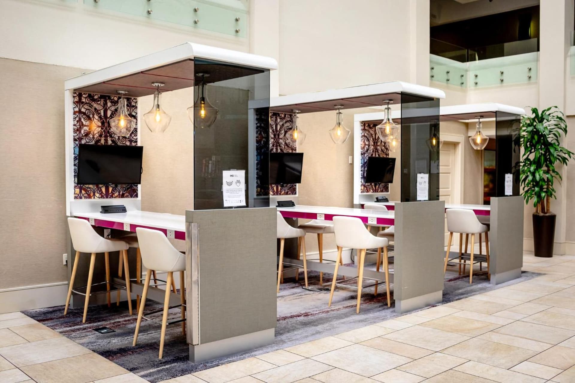 Crowne Plaza Charleston by IHG gallery photo in Charleston, SC — image 53