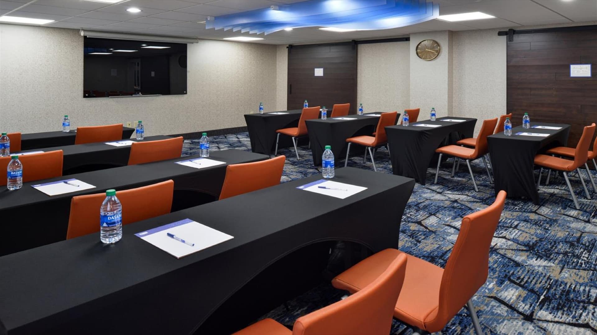 Holiday Inn Express Wixom by IHG gallery photo in Wixom, MI — image 6