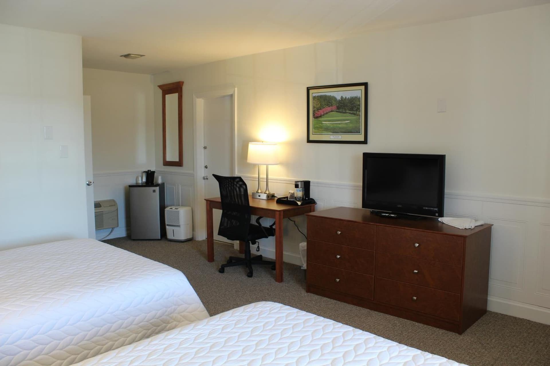 Shenvalee Golf Resort interior in New Market, VA — gallery photo 2