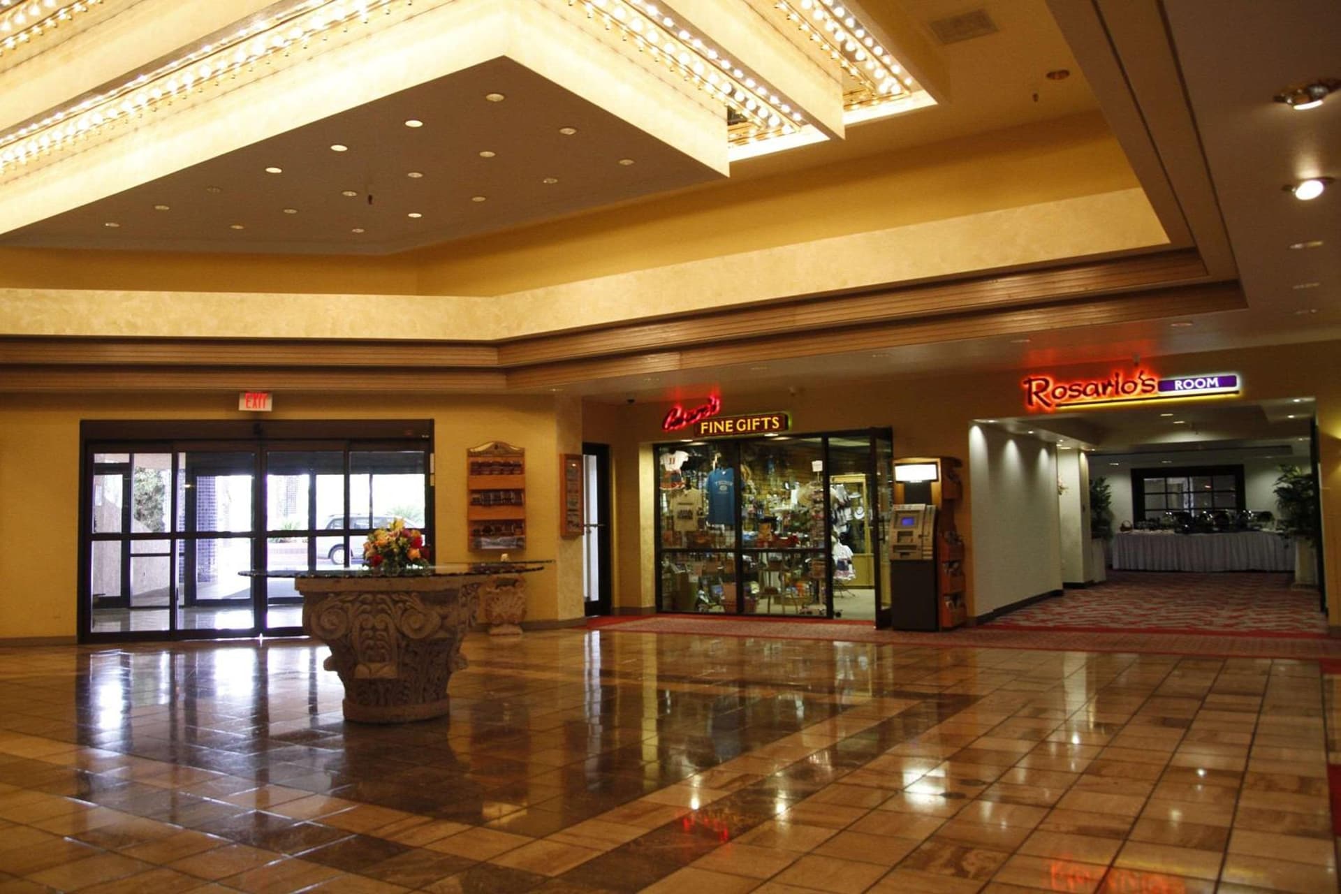 Ramada by Wyndham Viscount Suites Tucson East gallery photo in Tucson, AZ — image 27