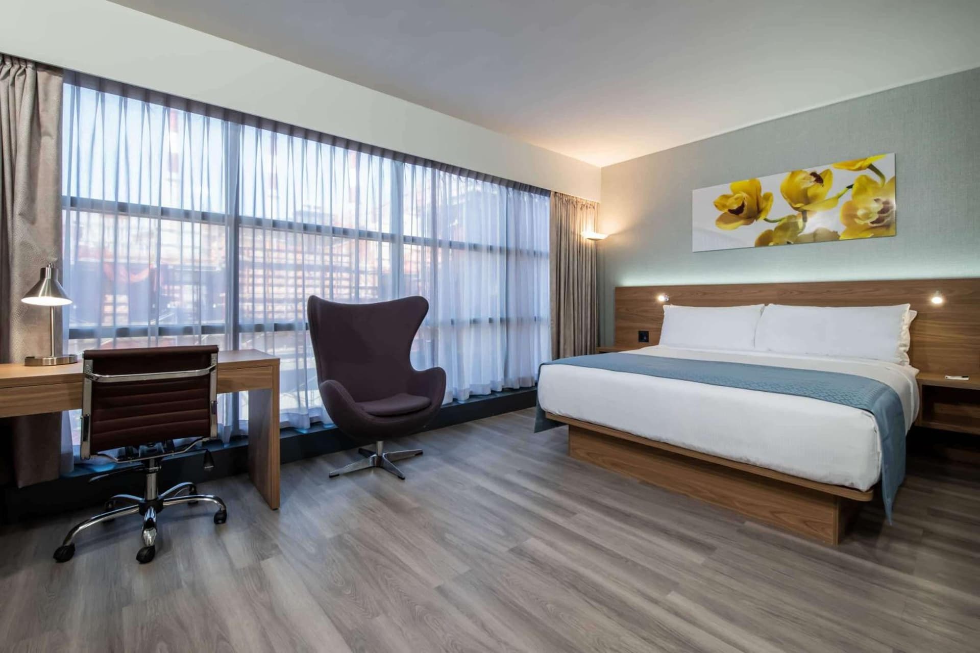 Wingate by Wyndham Long Island City gallery photo in Queens, NY — image 12
