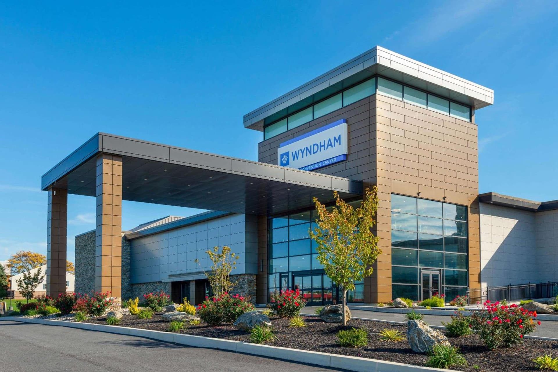 Wyndham Lancaster Resort and Convention Center — hotel in Lancaster, Pennsylvania