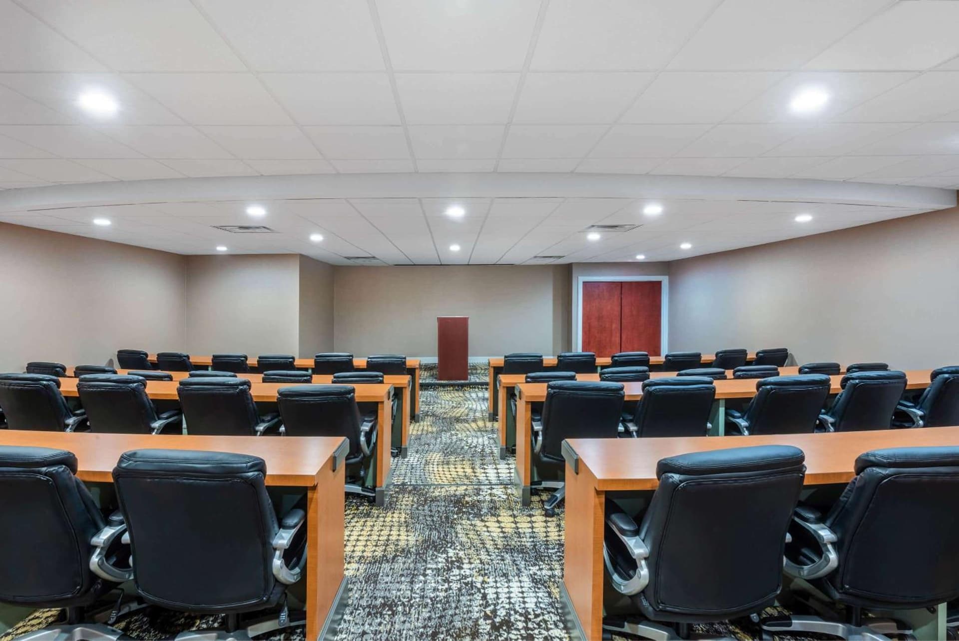Wyndham Lancaster Resort and Convention Center gallery photo in Lancaster, PA — image 9