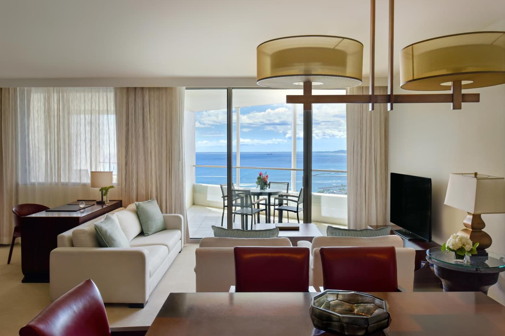 Ka Laʻi Waikiki Beach, LXR Hotels & Resorts gallery photo in Honolulu, HI — image 110