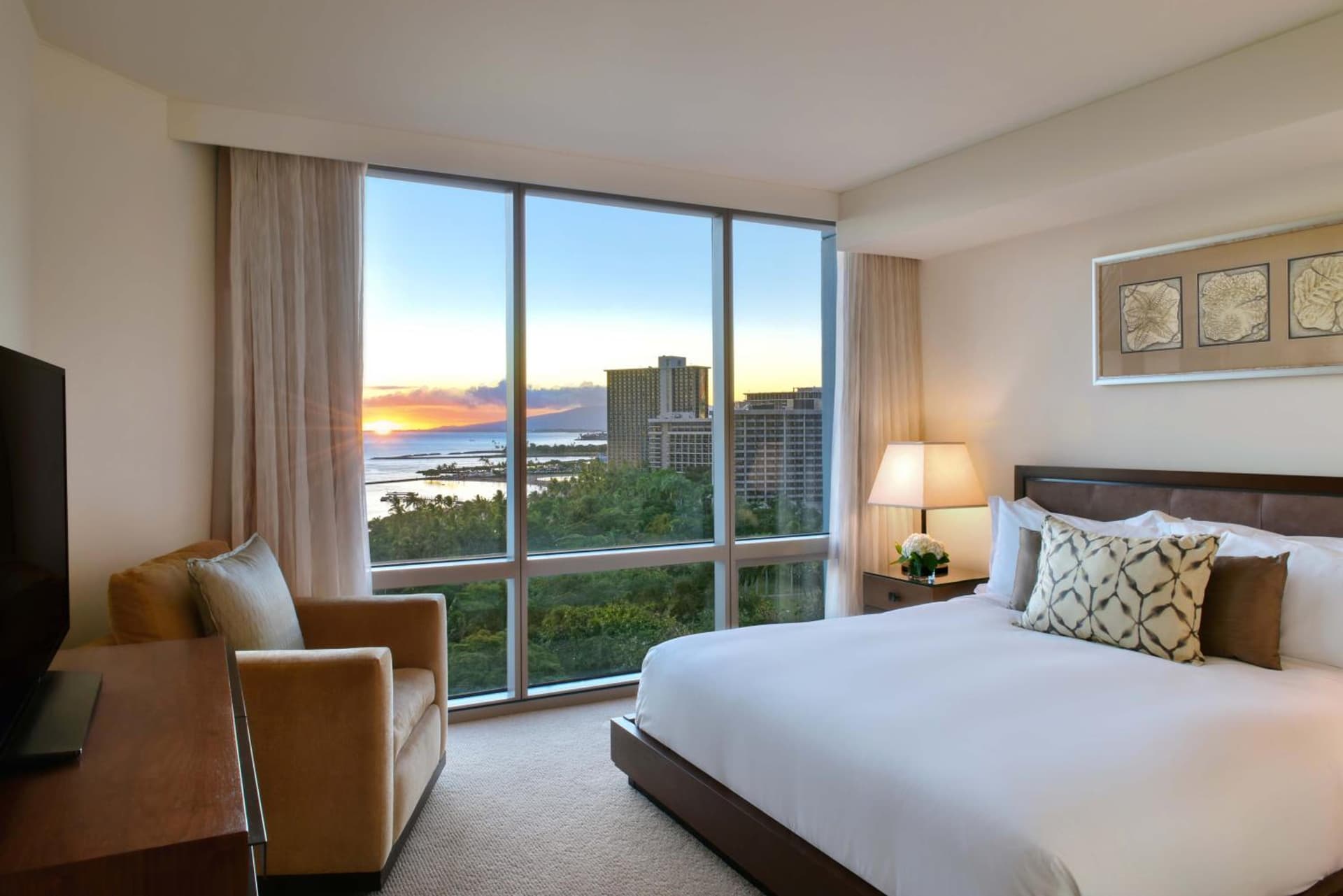 Ka Laʻi Waikiki Beach, LXR Hotels & Resorts gallery photo in Honolulu, HI — image 80