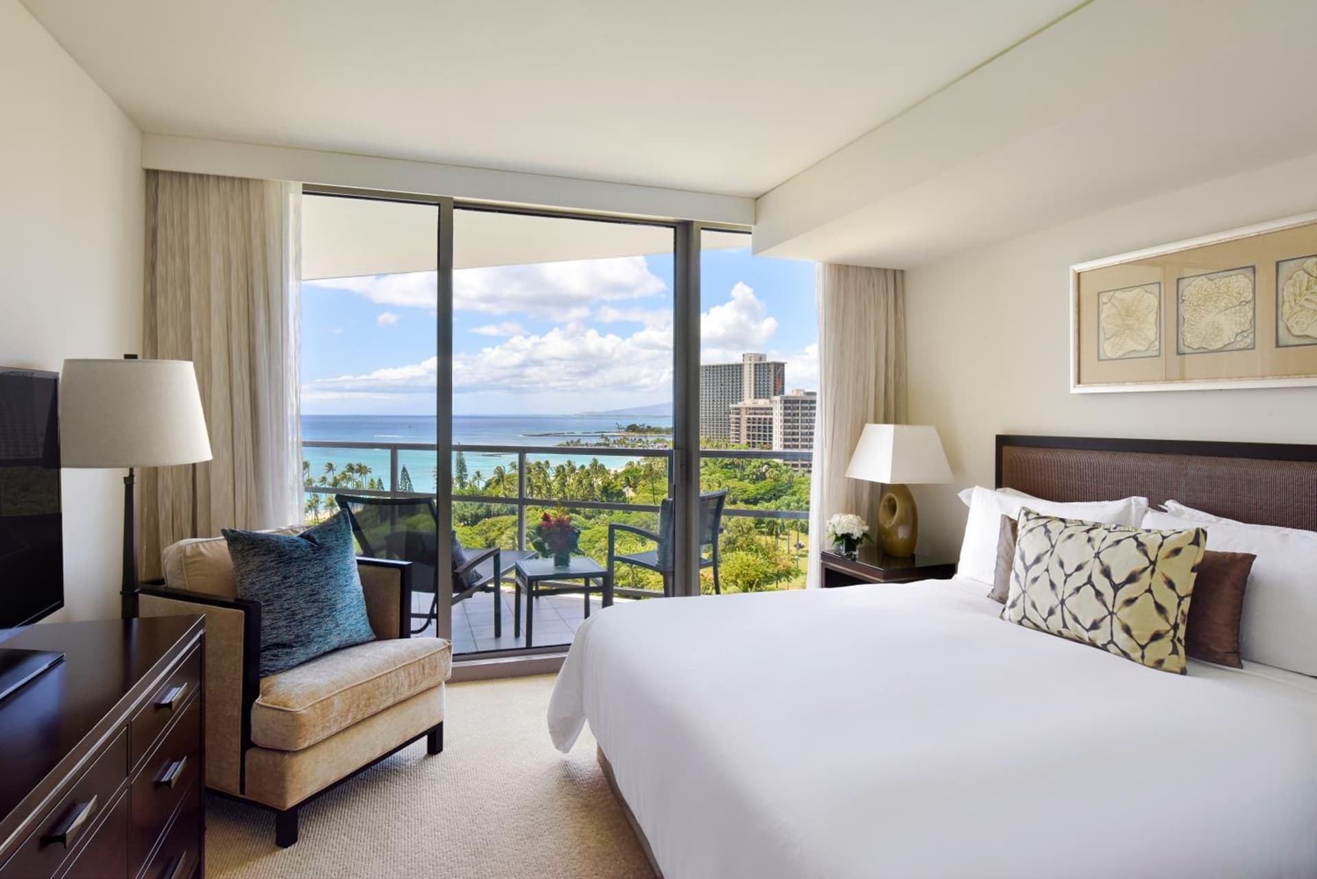 Ka Laʻi Waikiki Beach, LXR Hotels & Resorts gallery photo in Honolulu, HI — image 111