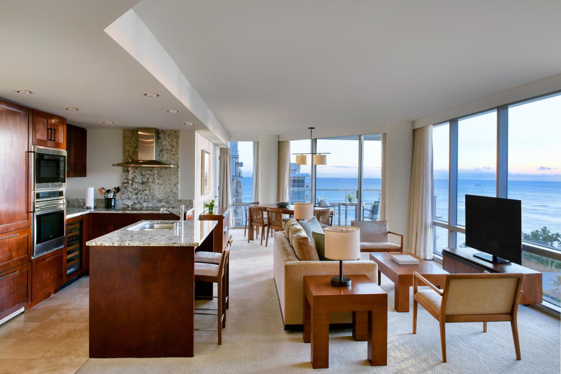 Ka Laʻi Waikiki Beach, LXR Hotels & Resorts gallery photo in Honolulu, HI — image 11