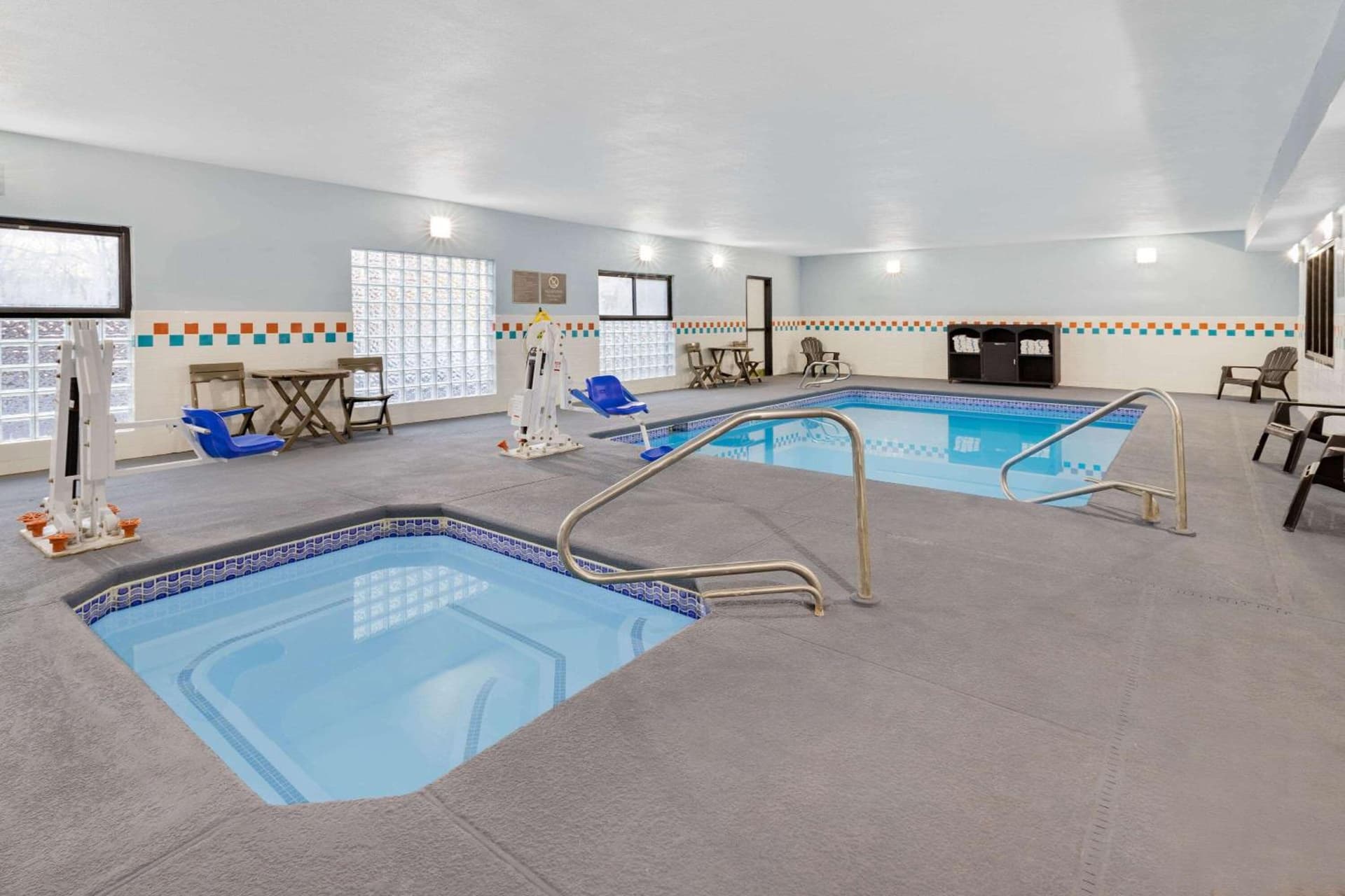 Days Inn by Wyndham Bernalillo gallery photo in Bernalillo, NM — image 23