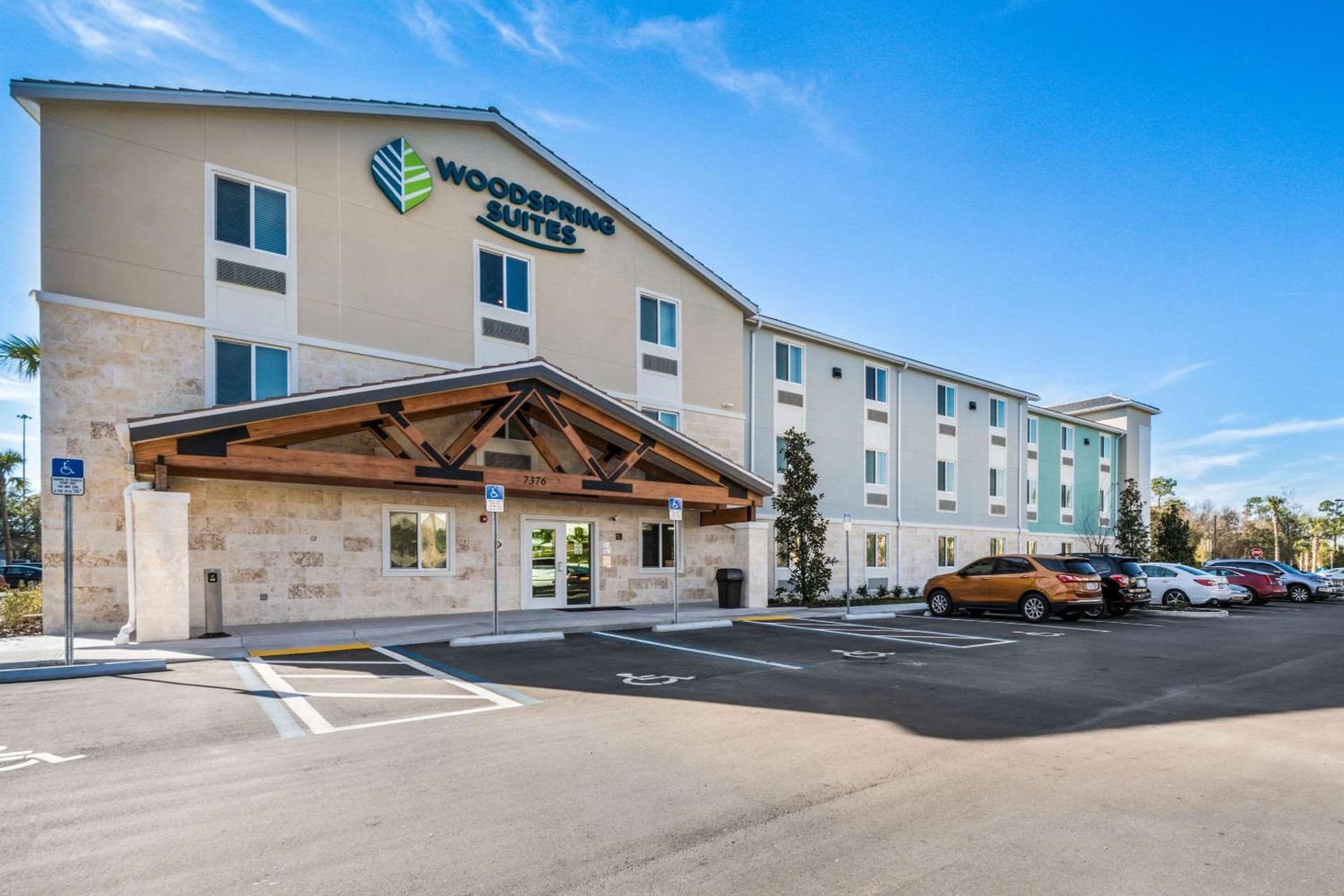 WoodSpring Suites Bradenton property views in Bradenton, FL — gallery photo 3