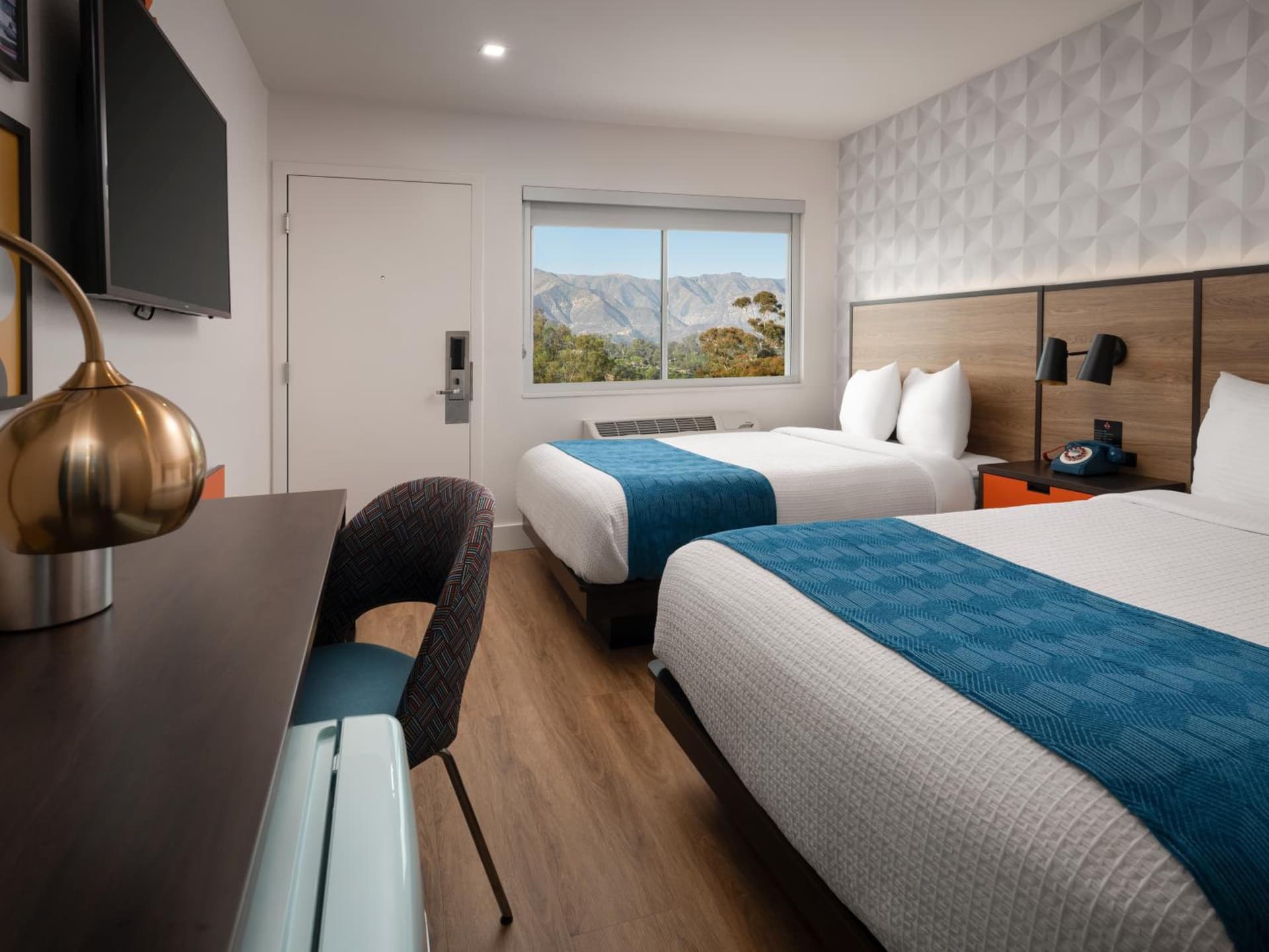 Motel 6-Santa Barbara, CA - Beach gallery photo in Santa Barbara, CA — image 7
