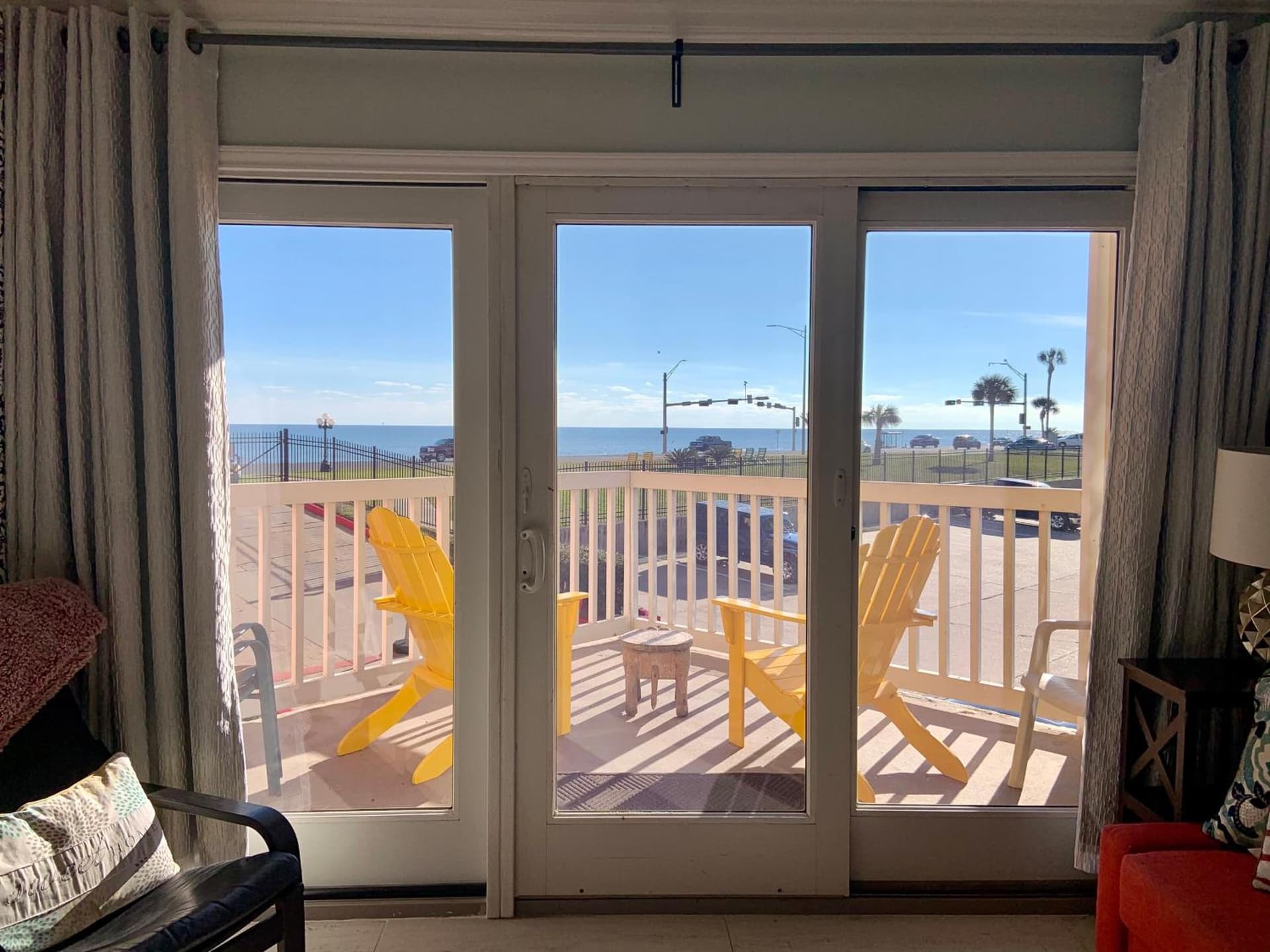 Seas the Day! property views in Galveston, TX — gallery photo 3