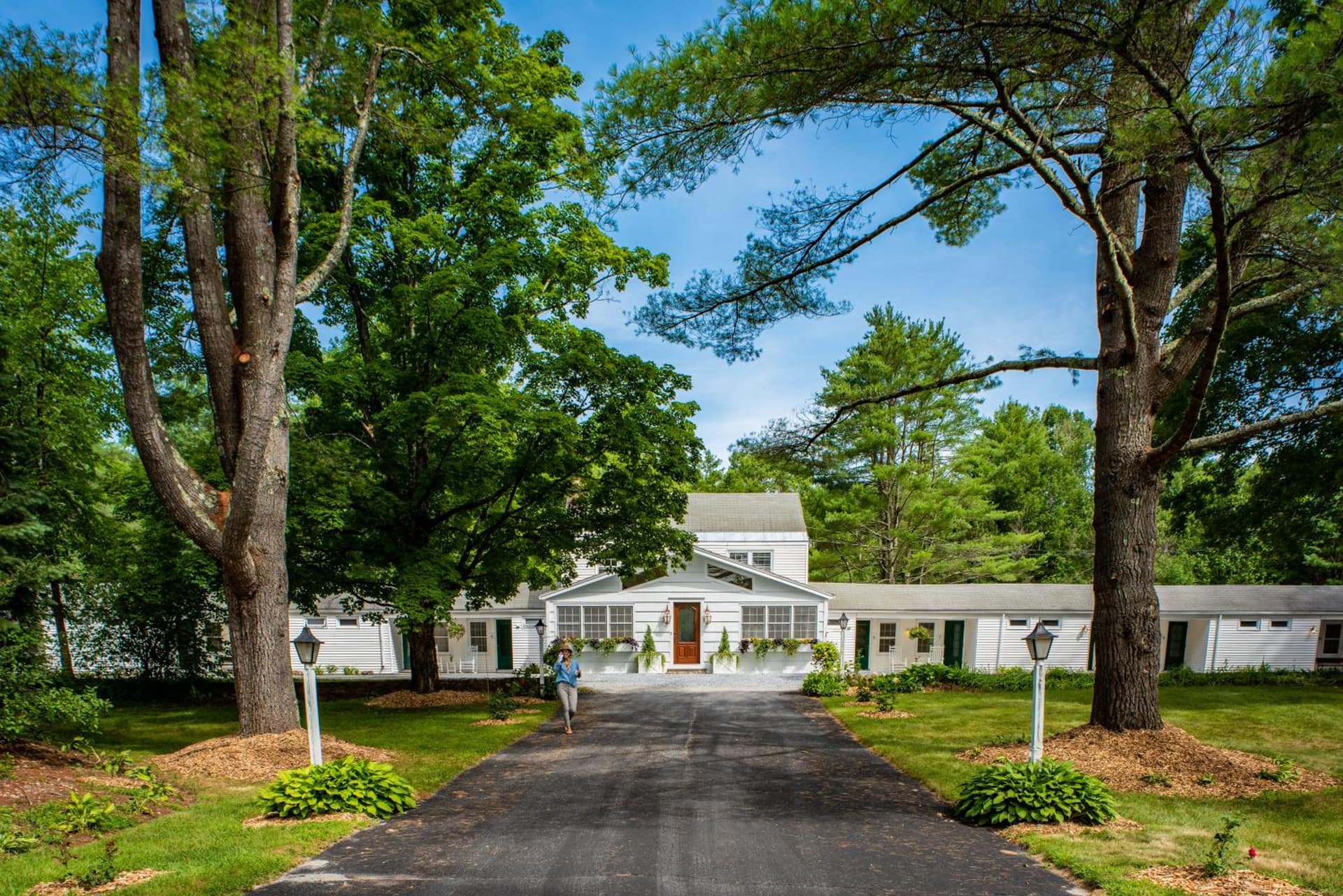 Arcady Mountain Motor Lodge featured exterior or lobby in Sunderland — similar hotel