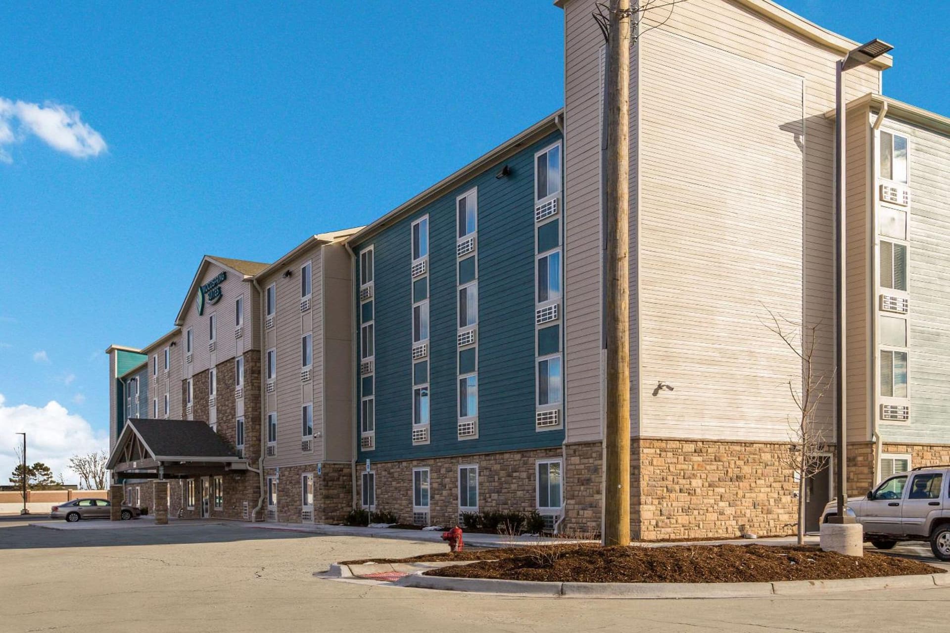 WoodSpring Suites Detroit Madison Heights property views in Madison Heights, MI — gallery photo 3