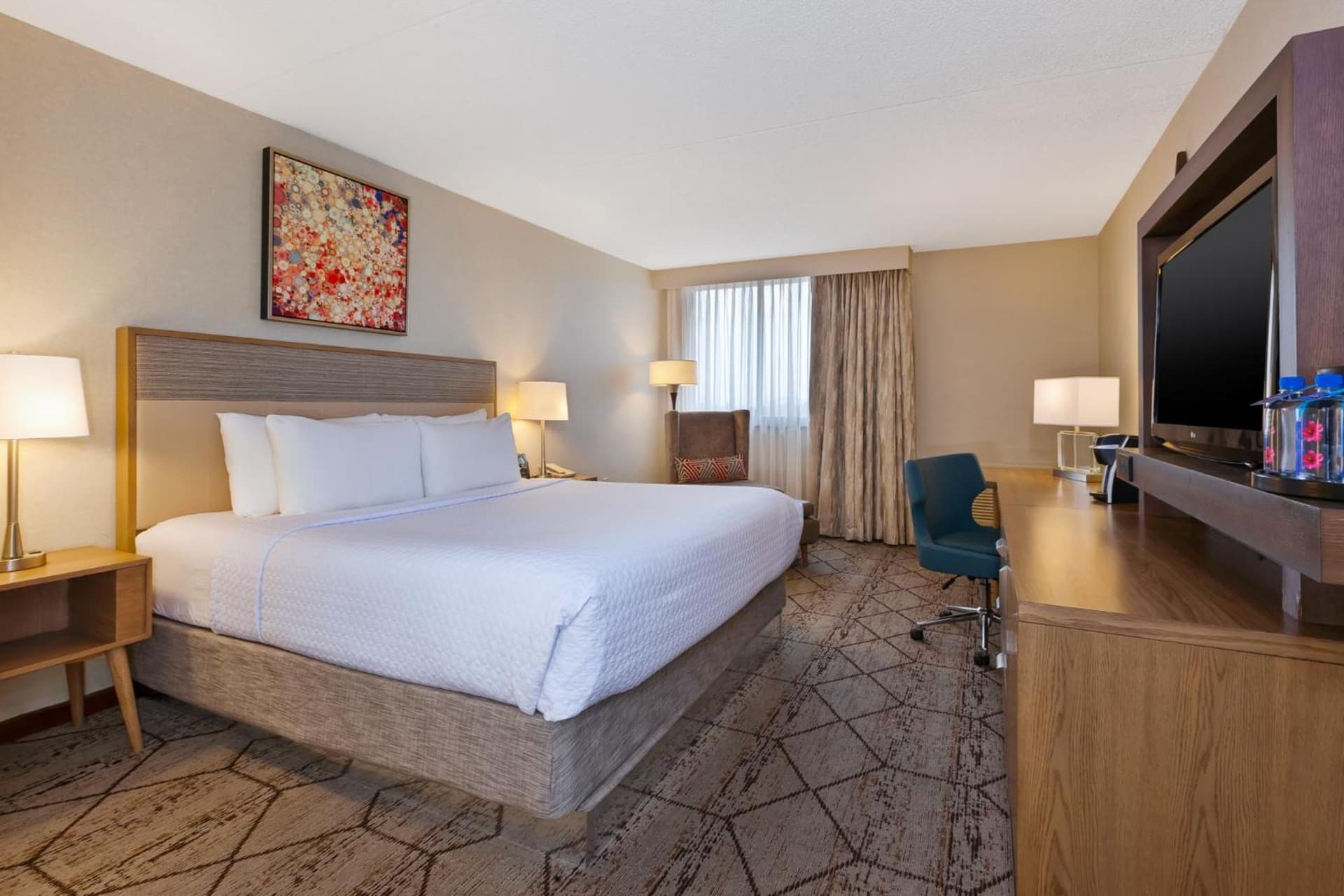 Crowne Plaza Columbus North - Worthington by IHG property views in Columbus, OH — gallery photo 3