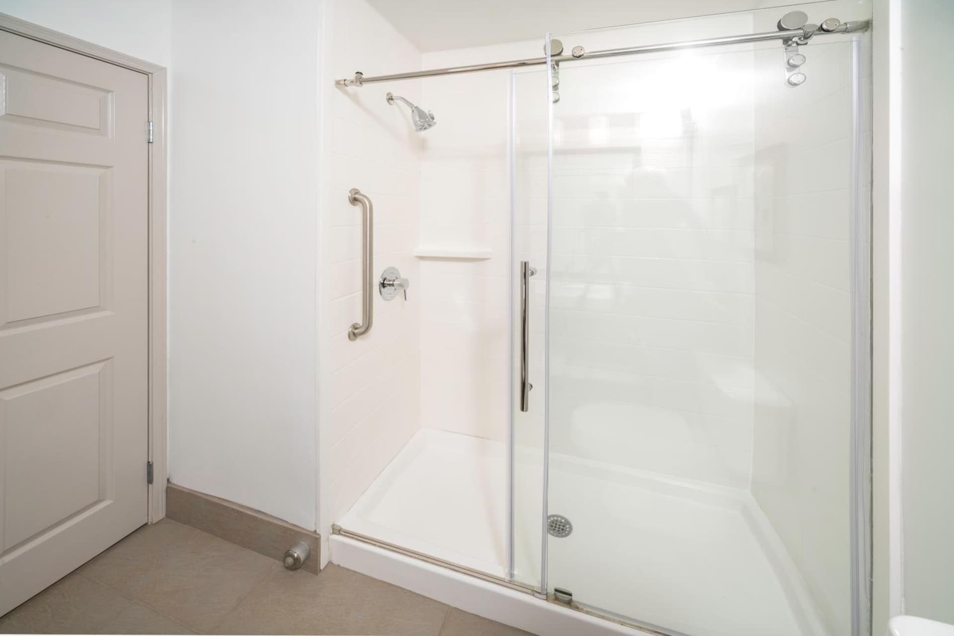 Country Inn & Suites by Radisson, Stone Mountain, GA gallery photo in Stone Mountain, GA — image 6