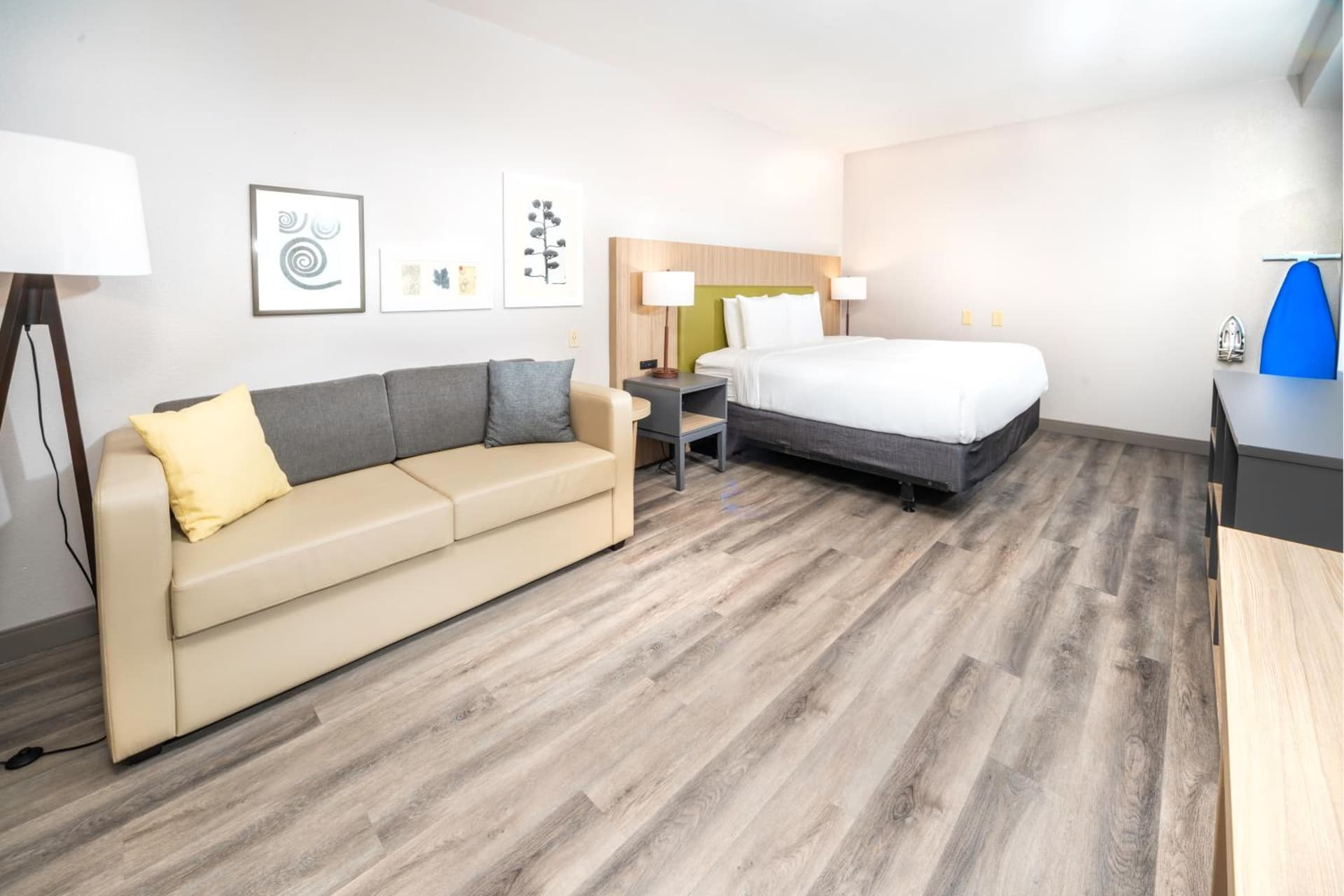 Country Inn & Suites by Radisson, Stone Mountain, GA gallery photo in Stone Mountain, GA — image 90