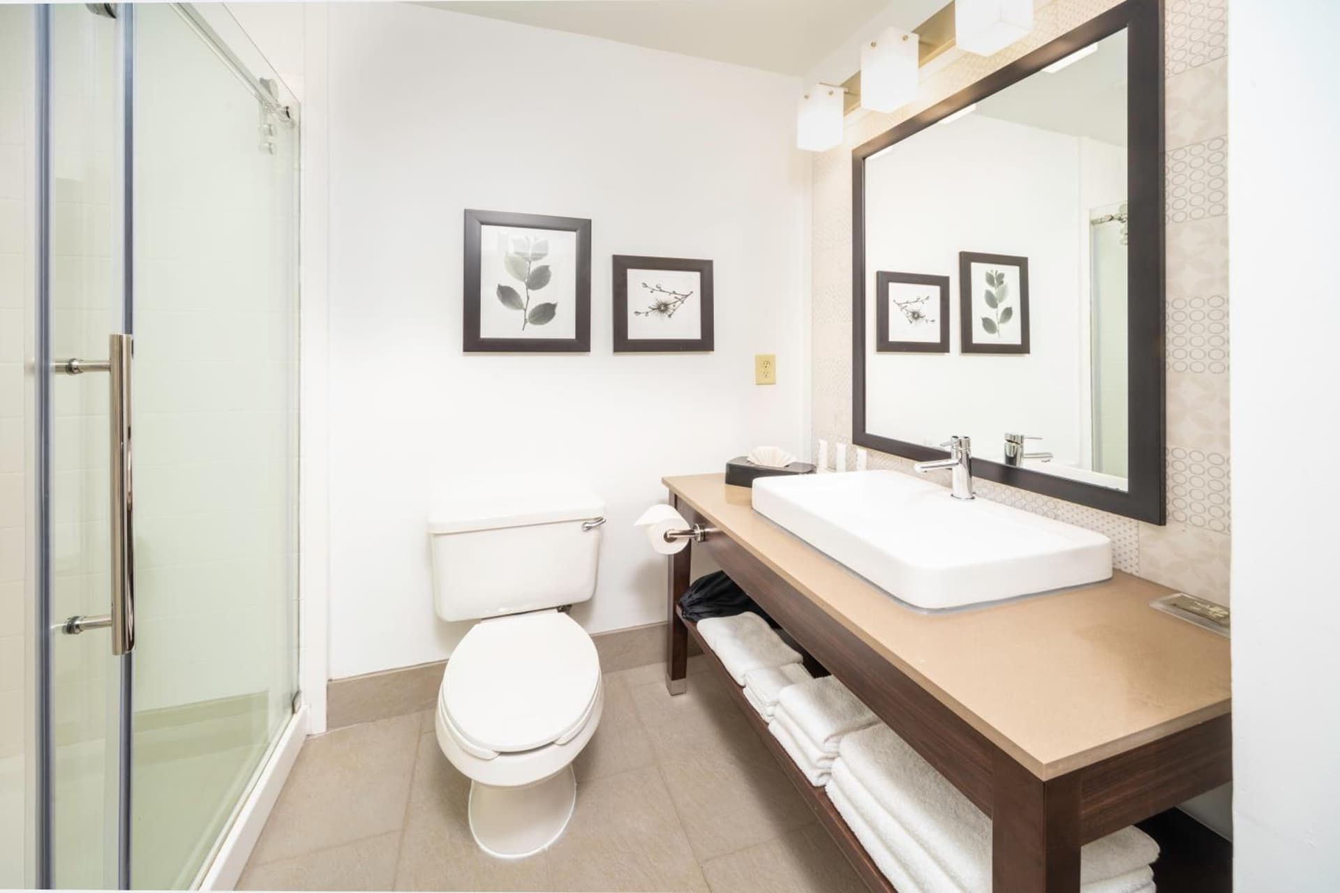 Country Inn & Suites by Radisson, Stone Mountain, GA gallery photo in Stone Mountain, GA — image 57