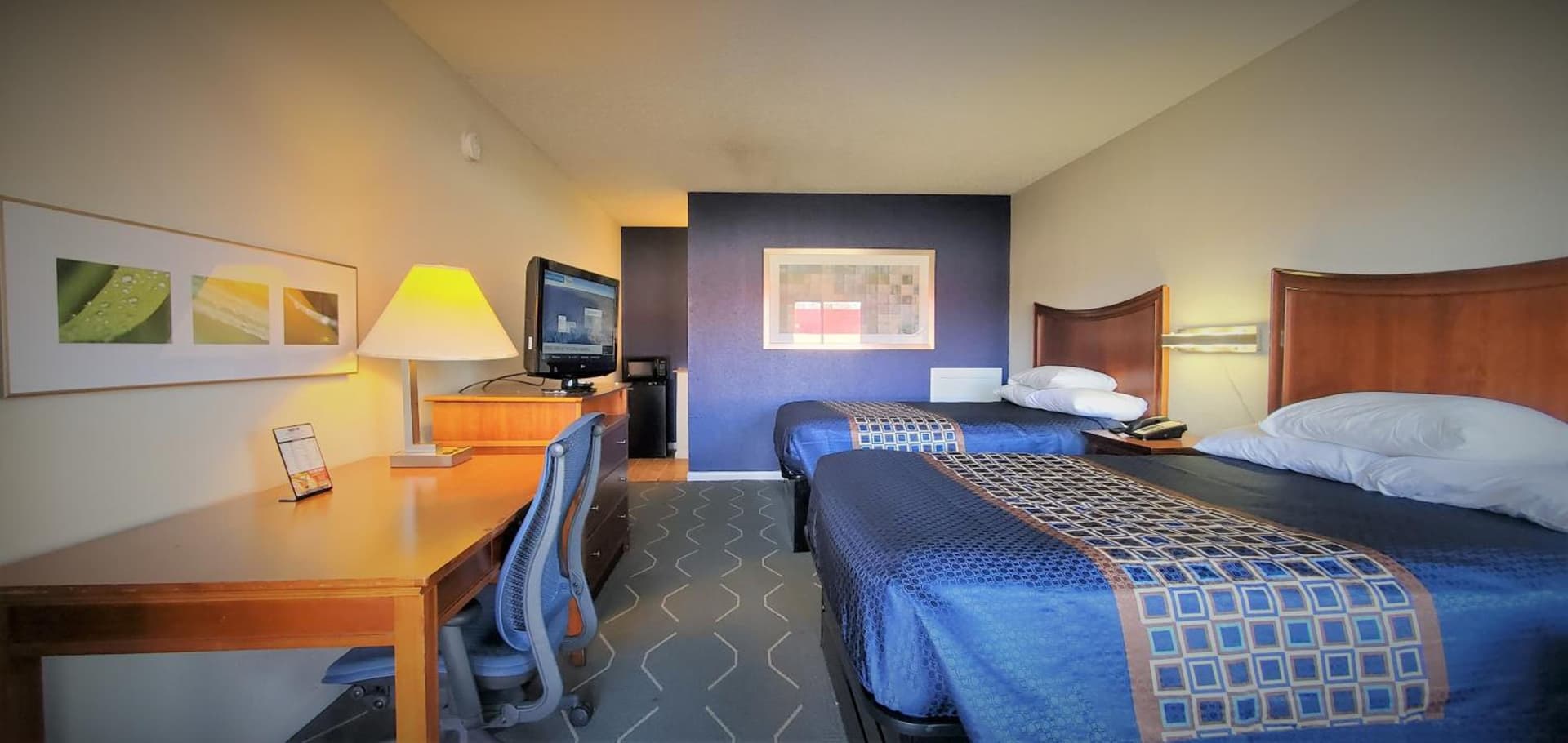 Economy 7 Inn- Newport News gallery photo in Newport News, VA — image 9