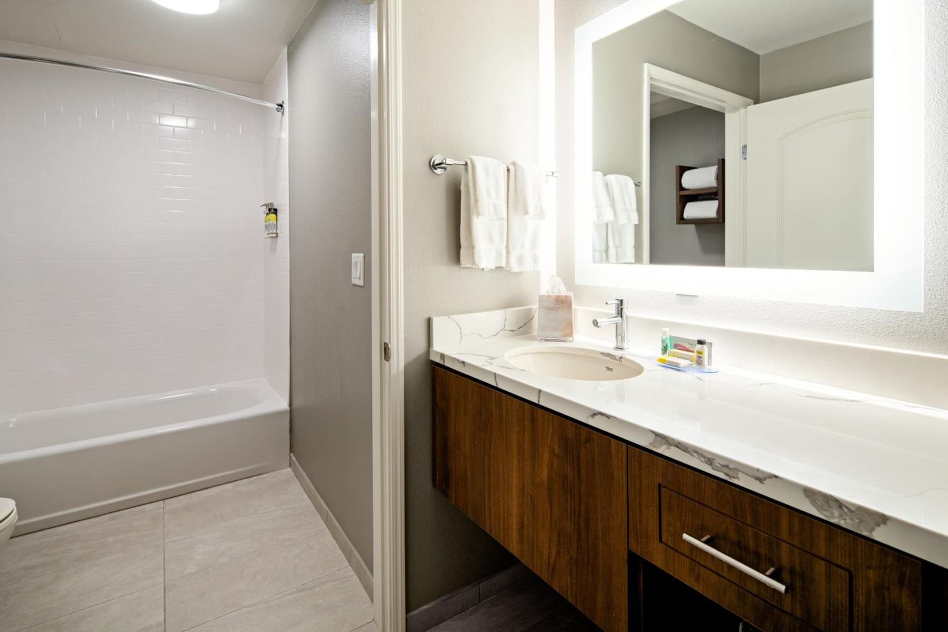 Staybridge Suites - Long Beach Airport by IHG gallery photo in Long Beach, CA — image 33