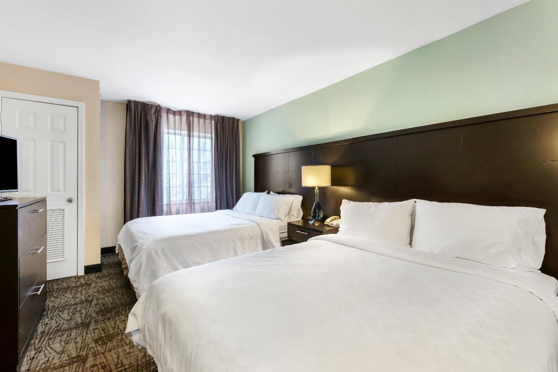 Staybridge Suites-Philadelphia/Mount Laurel by IHG interior in Mount Laurel, NJ — gallery photo 2