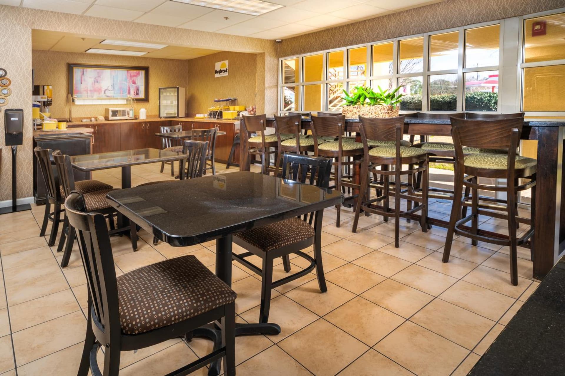 Days Inn by Wyndham Atlanta Stone Mountain gallery photo in Stone Mountain, GA — image 6