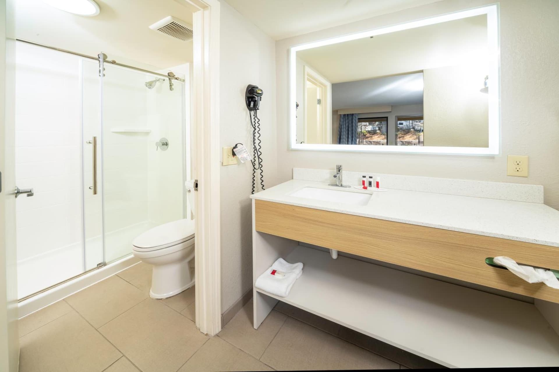Days Inn by Wyndham Atlanta Stone Mountain gallery photo in Stone Mountain, GA — image 12