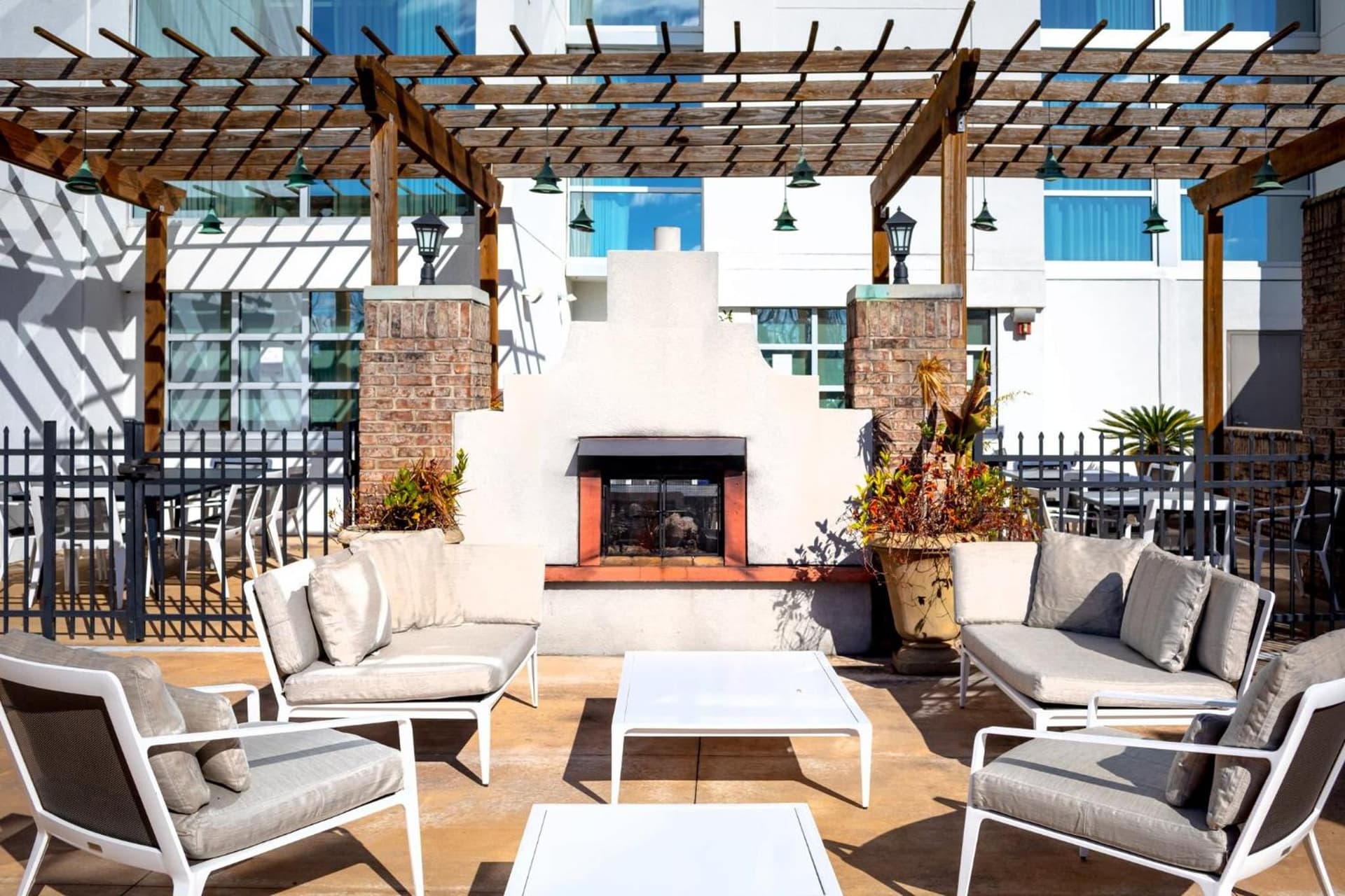 Crowne Plaza Charleston by IHG gallery photo in Charleston, SC — image 64