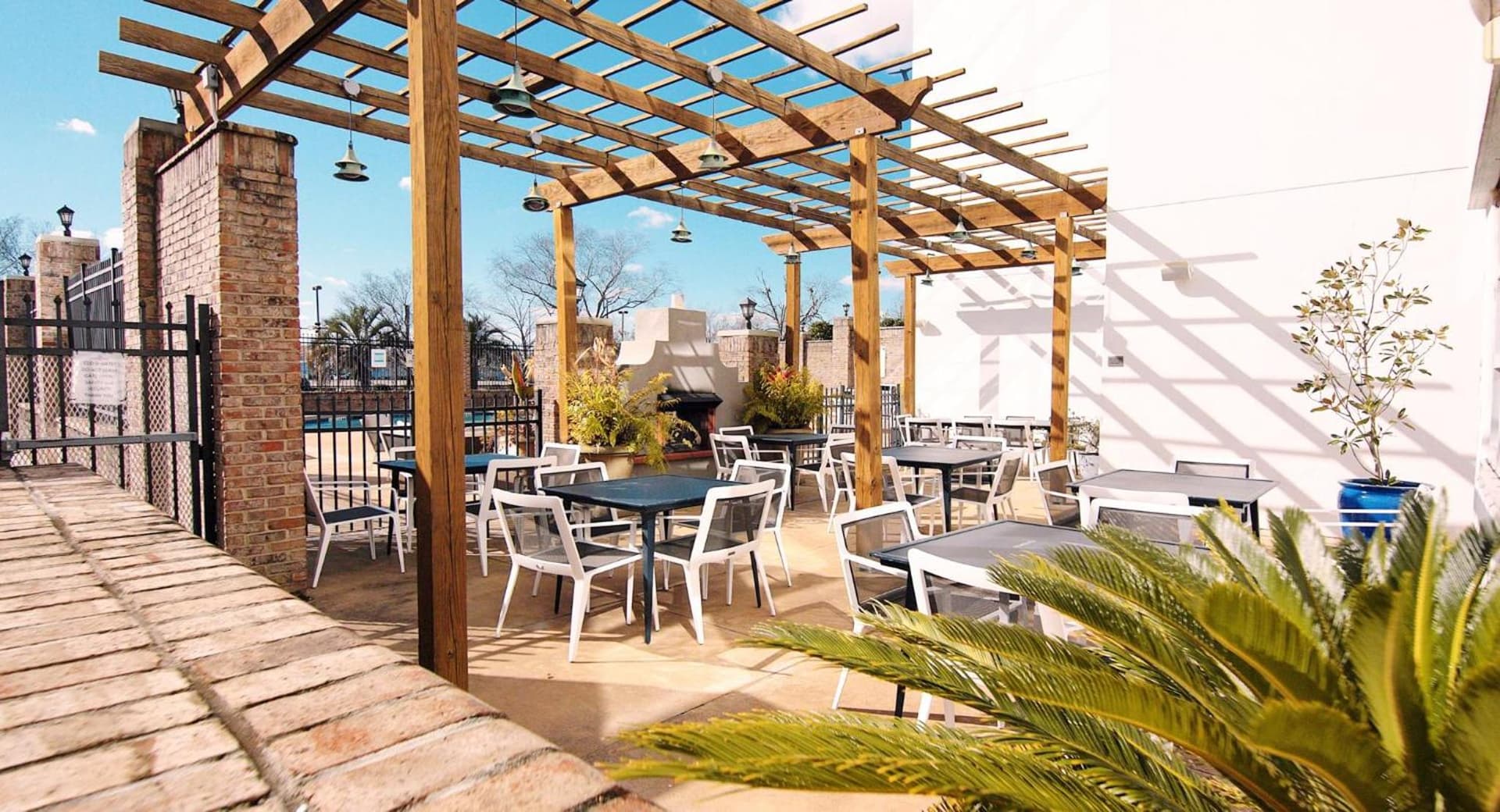 Crowne Plaza Charleston by IHG gallery photo in Charleston, SC — image 35