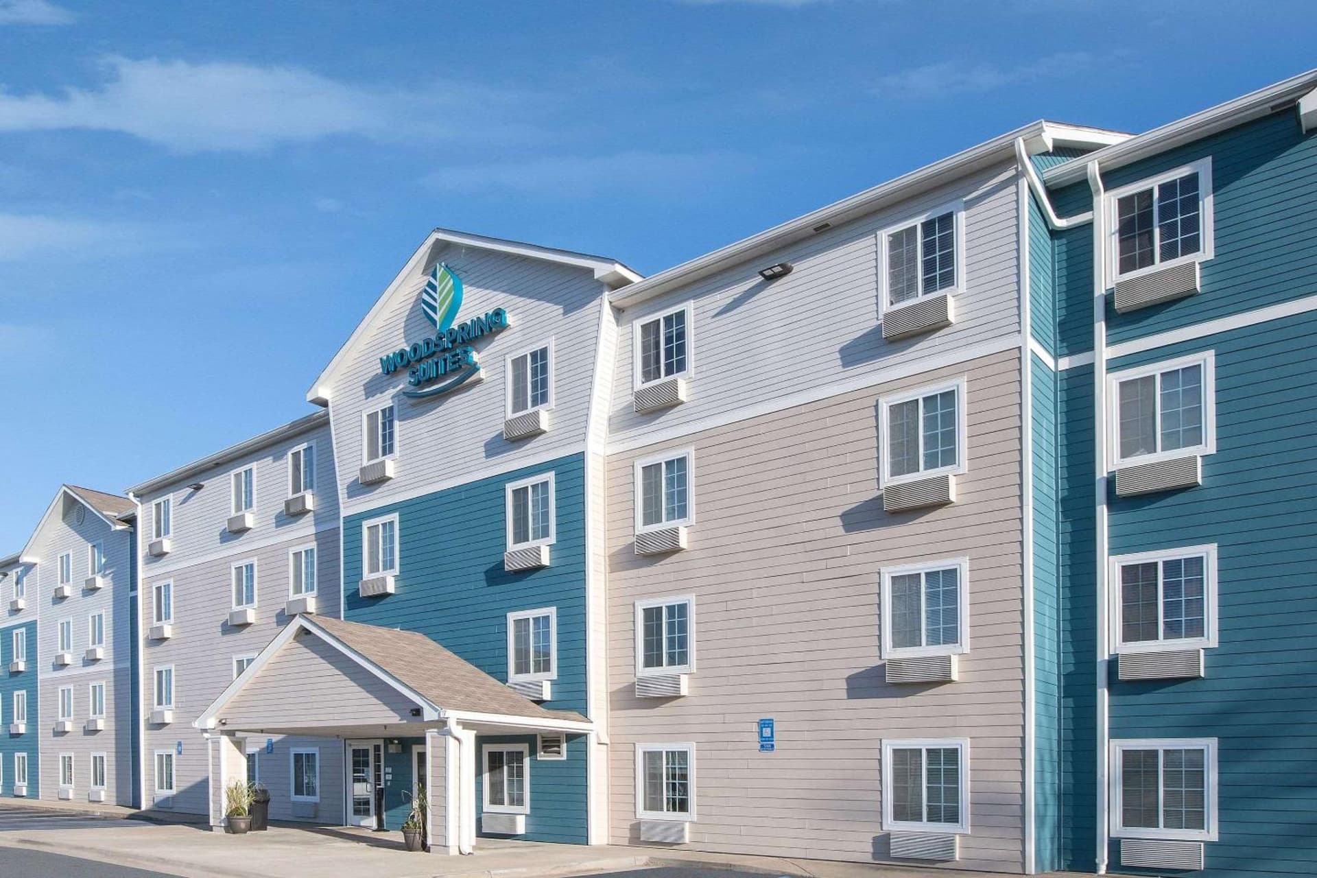 WoodSpring Suites Columbus near Fort Benning interior in Columbus, GA — gallery photo 2