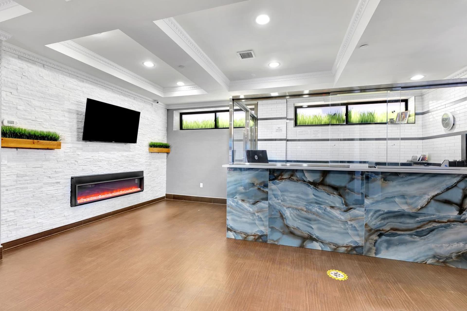 Hotel Pergola Jamaica JFK gallery photo in Queens, NY — image 9