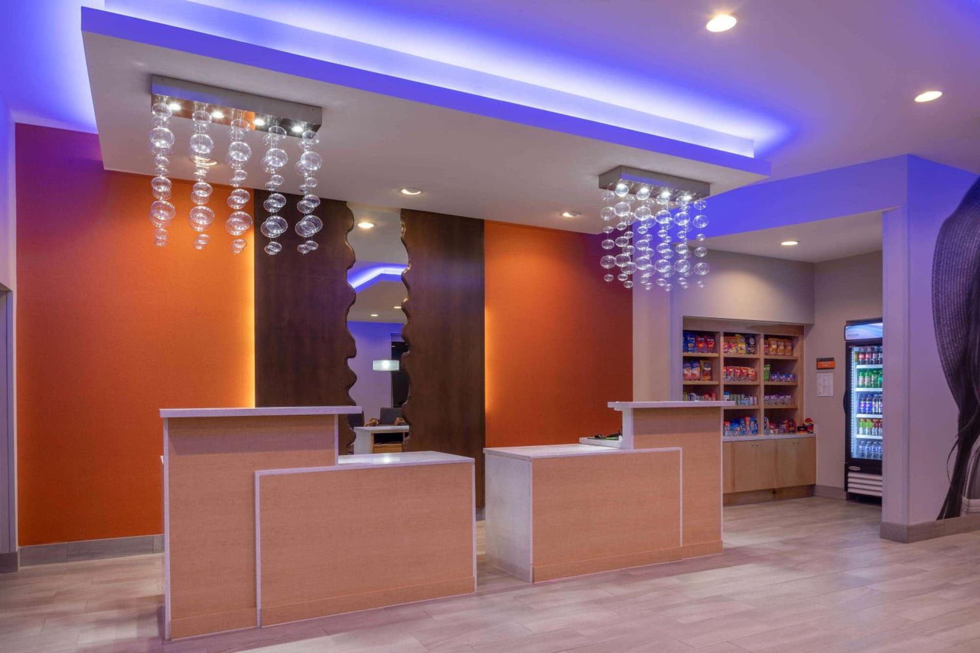 La Quinta by Wyndham Greensboro Airport High Point gallery photo in Greensboro, NC — image 6