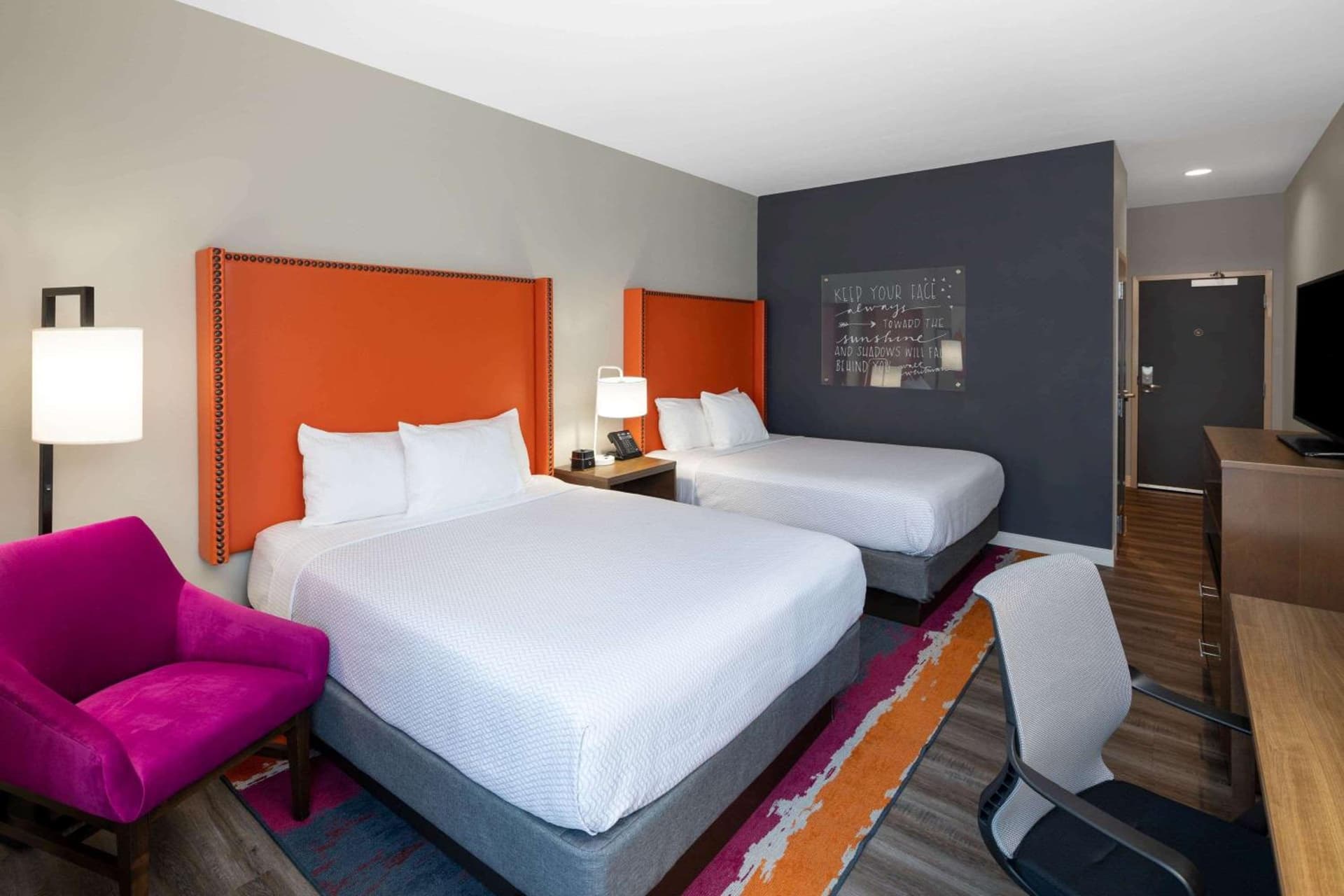 La Quinta by Wyndham Greensboro Airport High Point gallery photo in Greensboro, NC — image 39