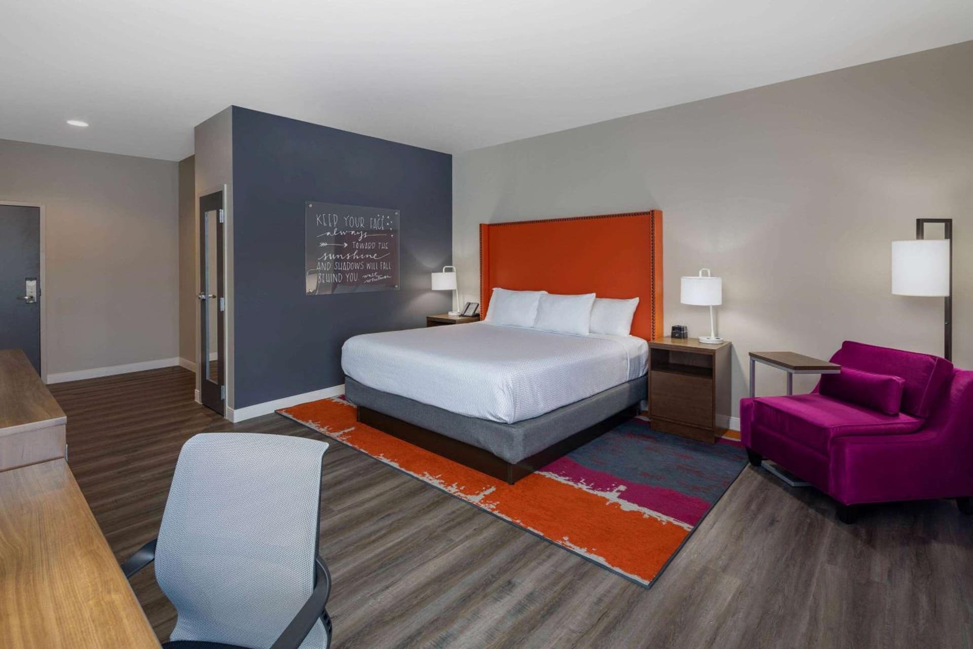 La Quinta by Wyndham Greensboro Airport High Point gallery photo in Greensboro, NC — image 41