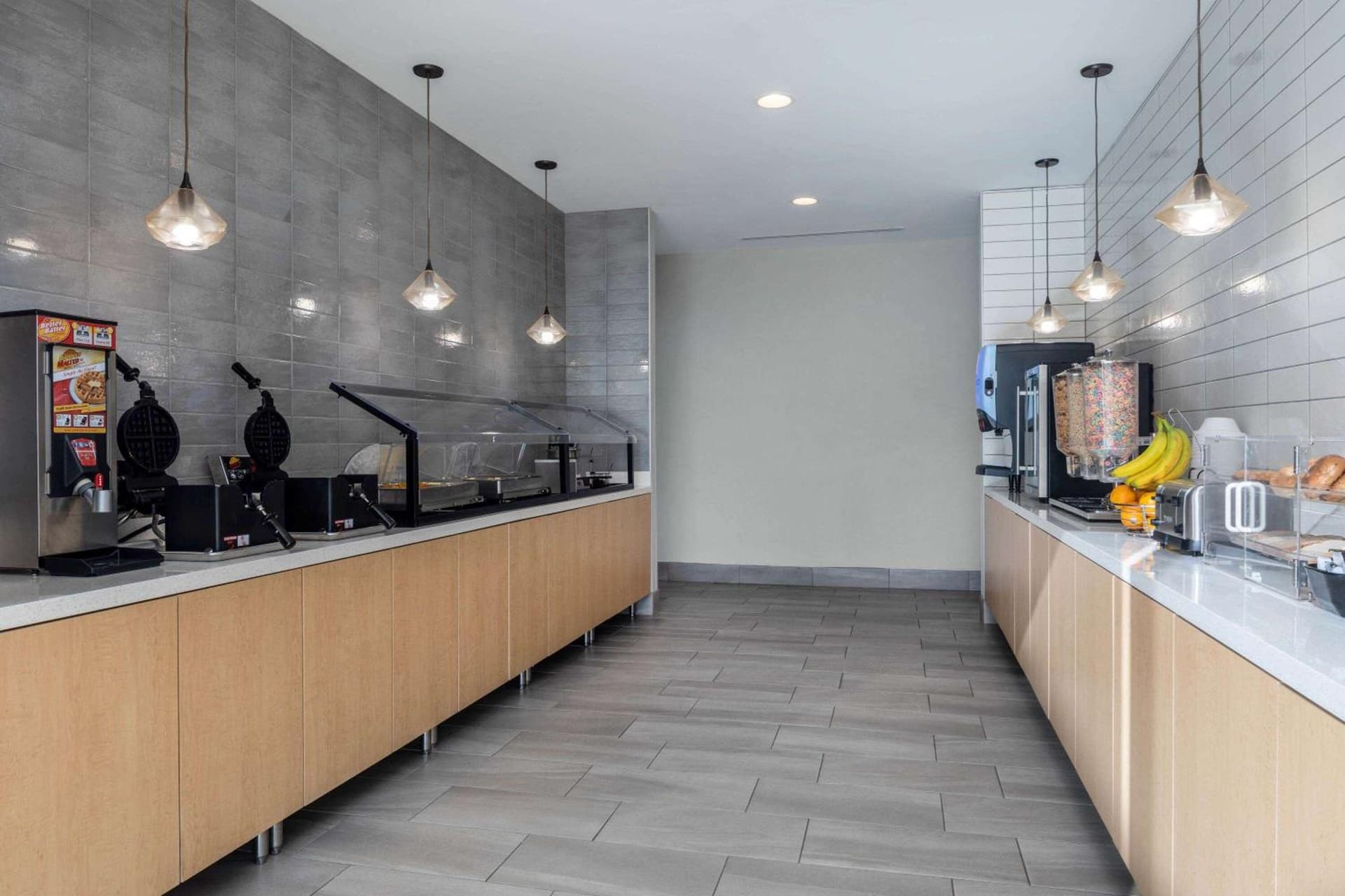 La Quinta by Wyndham Greensboro Airport High Point gallery photo in Greensboro, NC — image 28