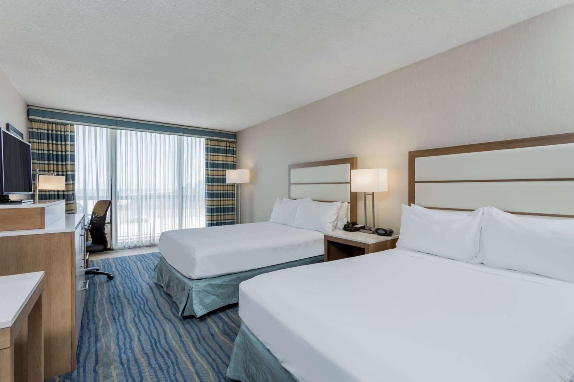 Wyndham Virginia Beach Oceanfront gallery photo in Virginia Beach, VA — image 49