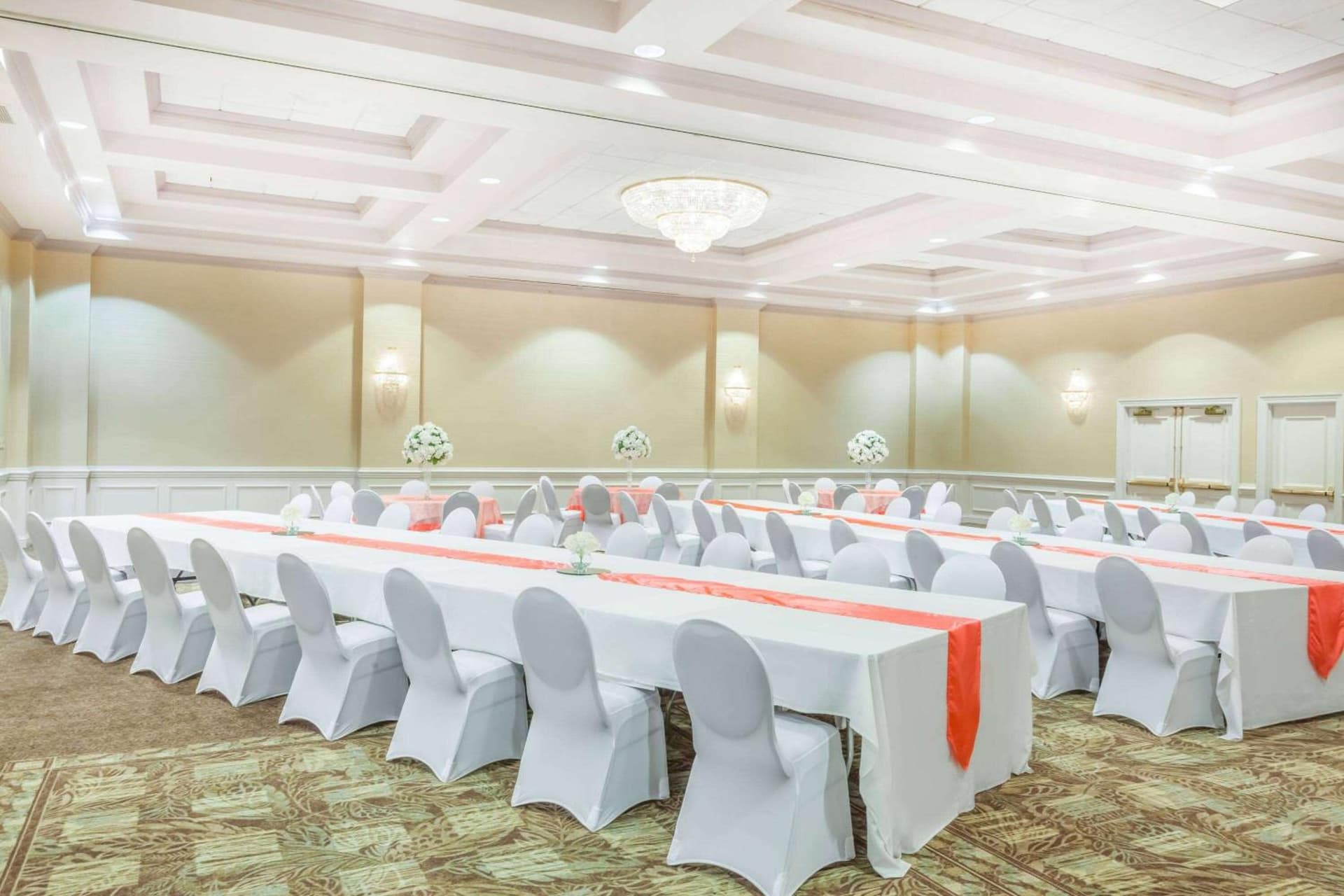 Wyndham Virginia Beach Oceanfront gallery photo in Virginia Beach, VA — image 19