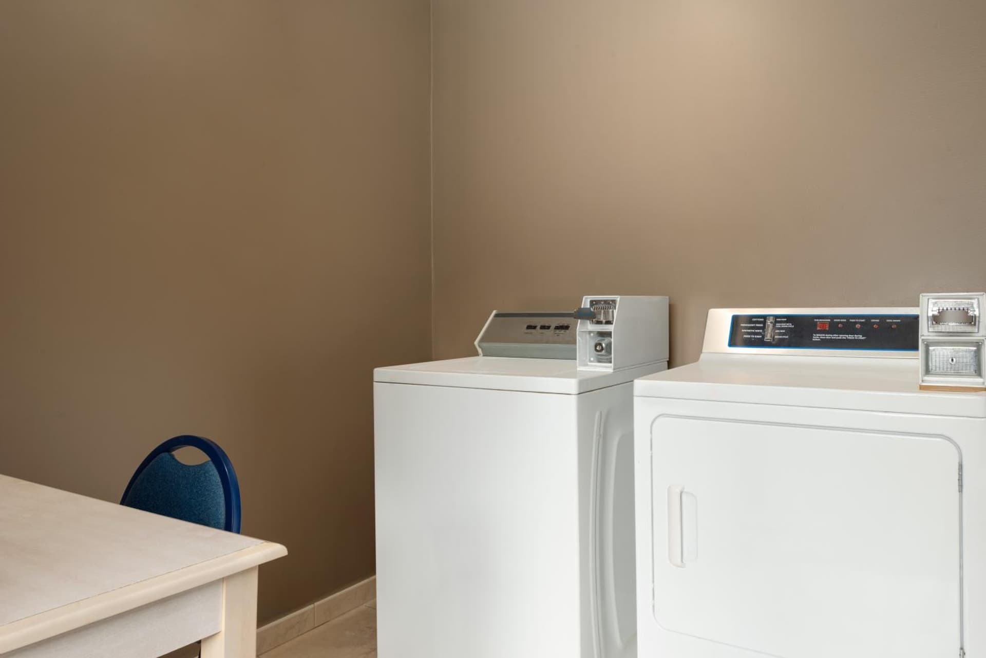 Wingate by Wyndham South Bend - Notre Dame gallery photo in South Bend, IN — image 6