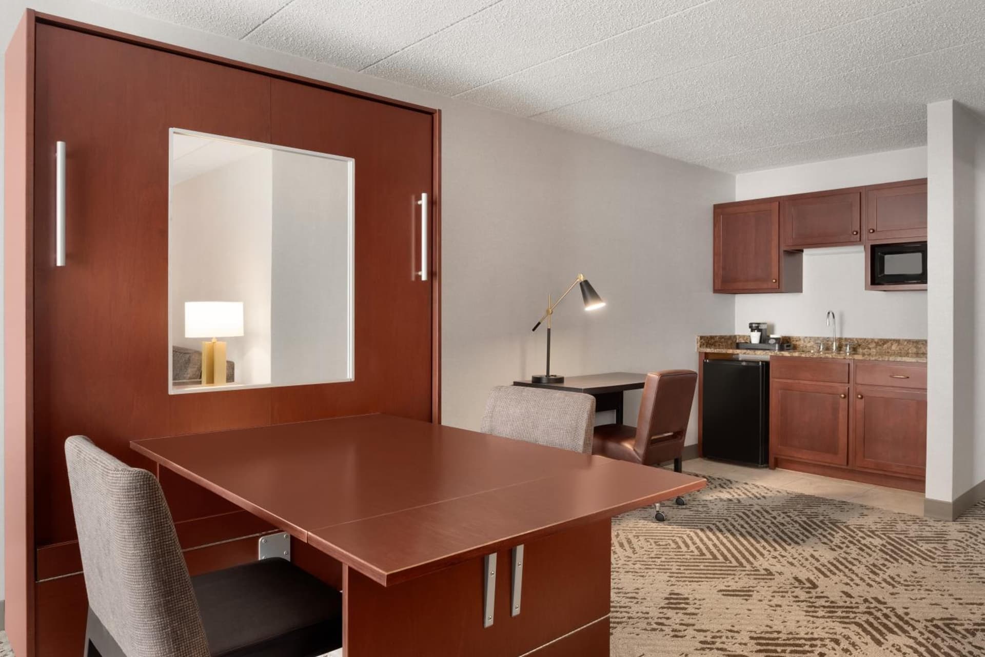 Wingate by Wyndham South Bend - Notre Dame interior in South Bend, IN — gallery photo 2