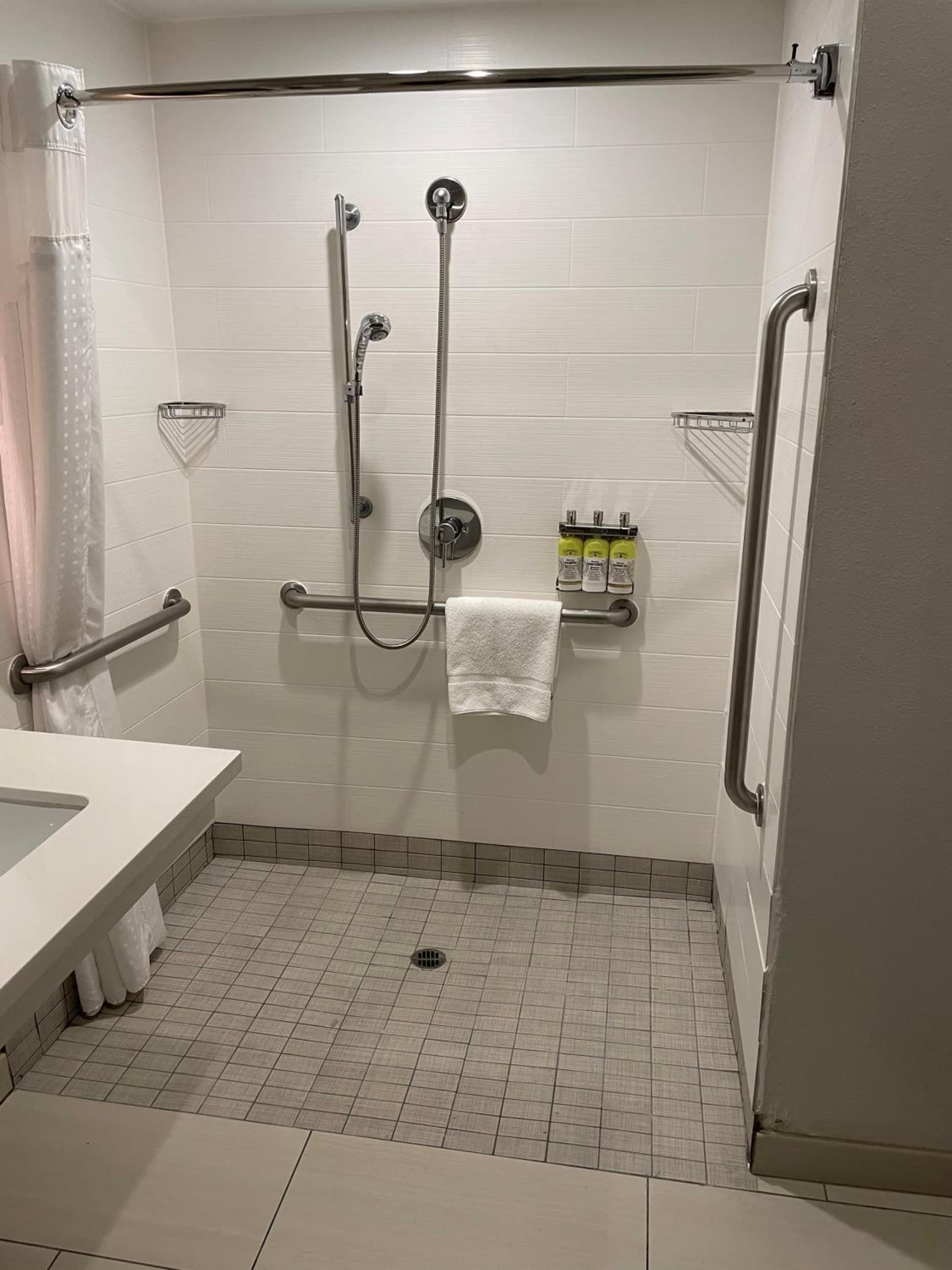 Holiday Inn Express & Suites Corona by IHG gallery photo in Corona, CA — image 13