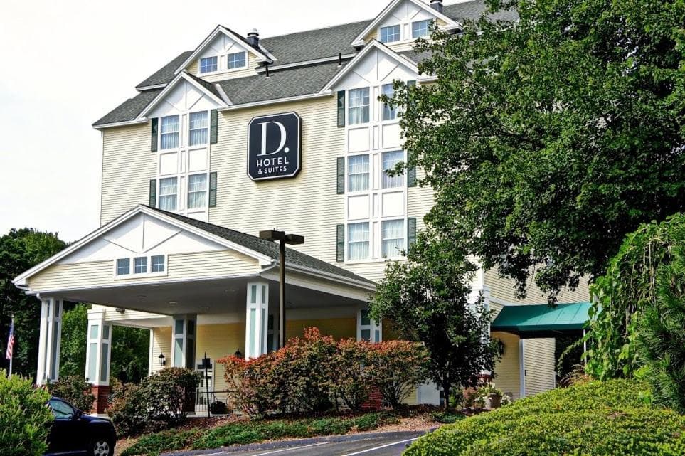 D. Hotel Suites & Spa featured exterior or lobby in Holyoke, MA — similar hotel