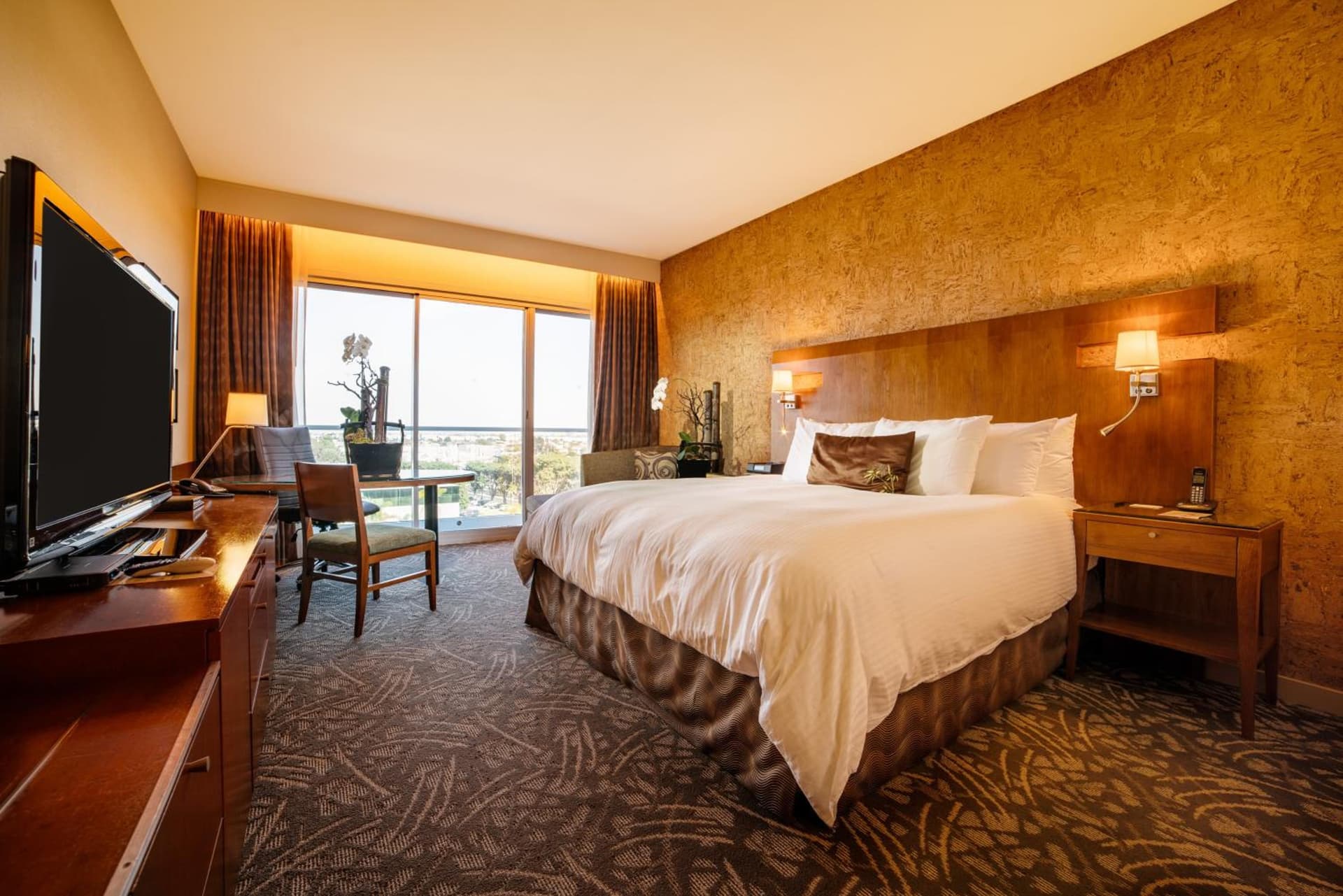 Miyako Hybrid Hotel Torrance gallery photo in Torrance, CA — image 4
