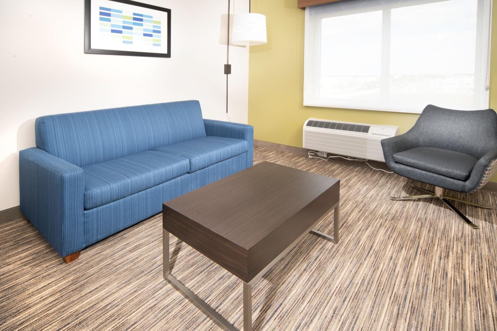 Holiday Inn Express & Suites - Fort Myers Airport by IHG gallery photo in Fort Myers, FL — image 17